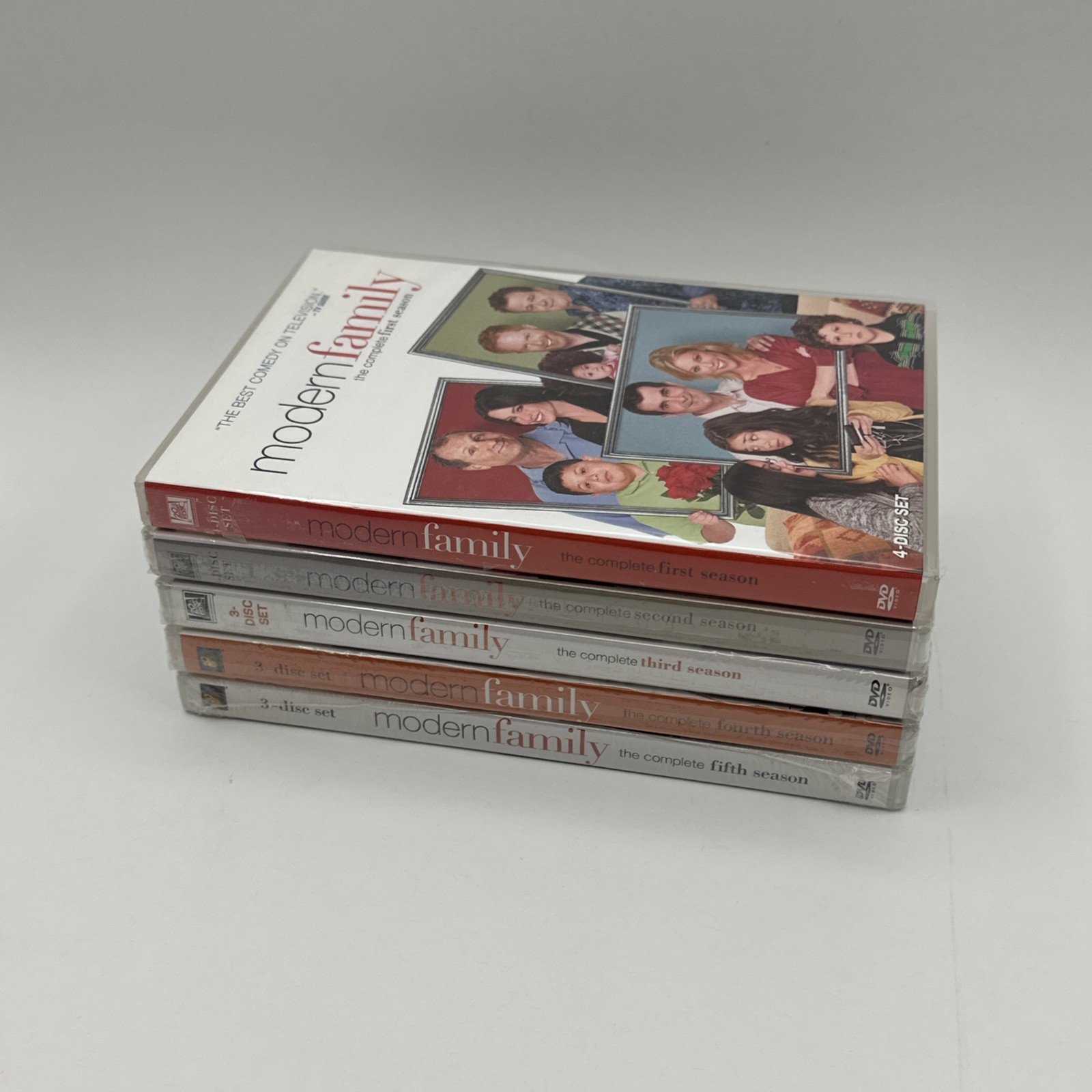 Modern Family DVD Series Full Seasons 1-5 Complete TV Sitcom 16 Discs 2009-14