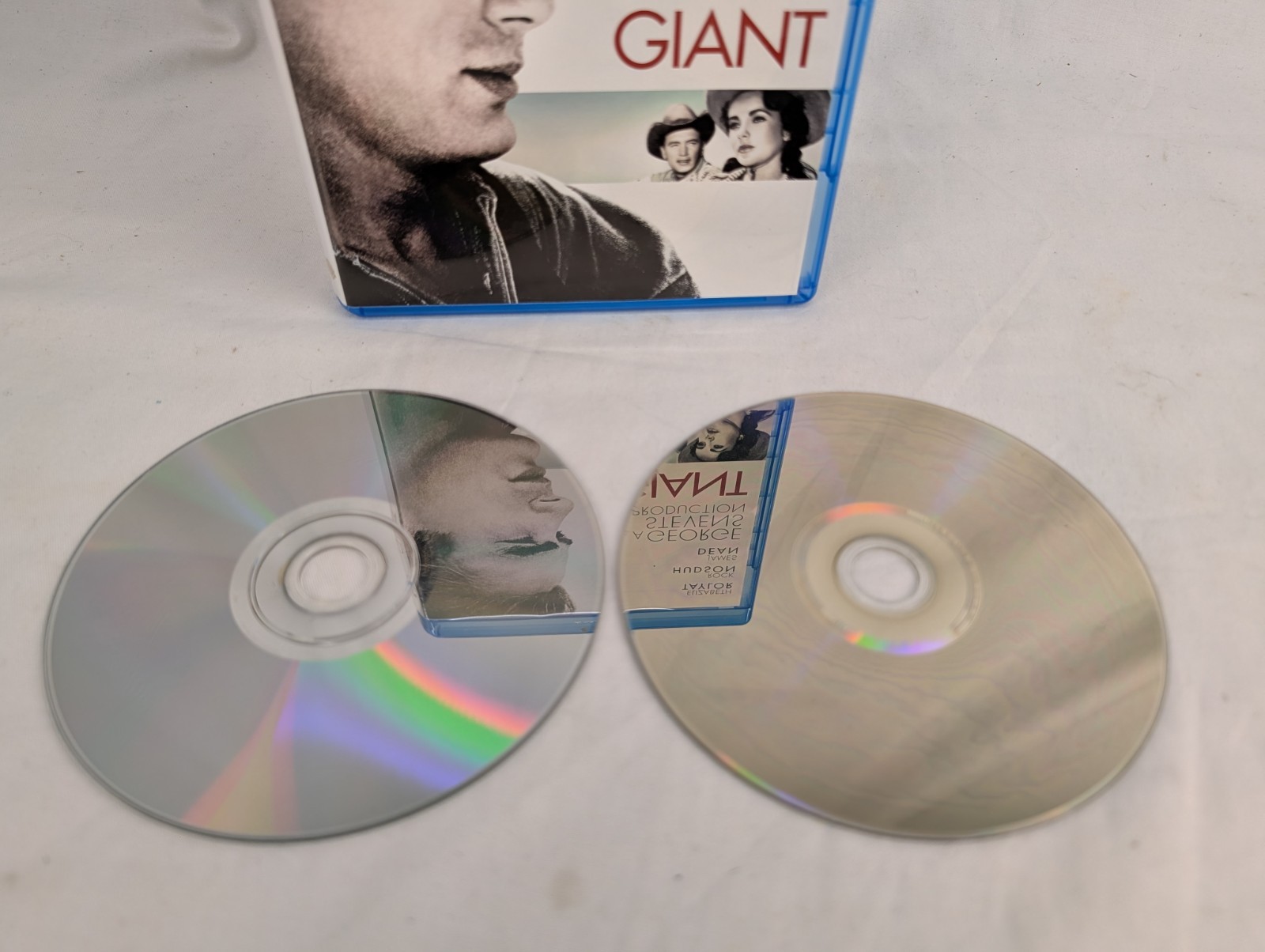 Giant Blu-ray Disc James Dean Elizabeth Taylor Rock Hudson George Stevens Movie