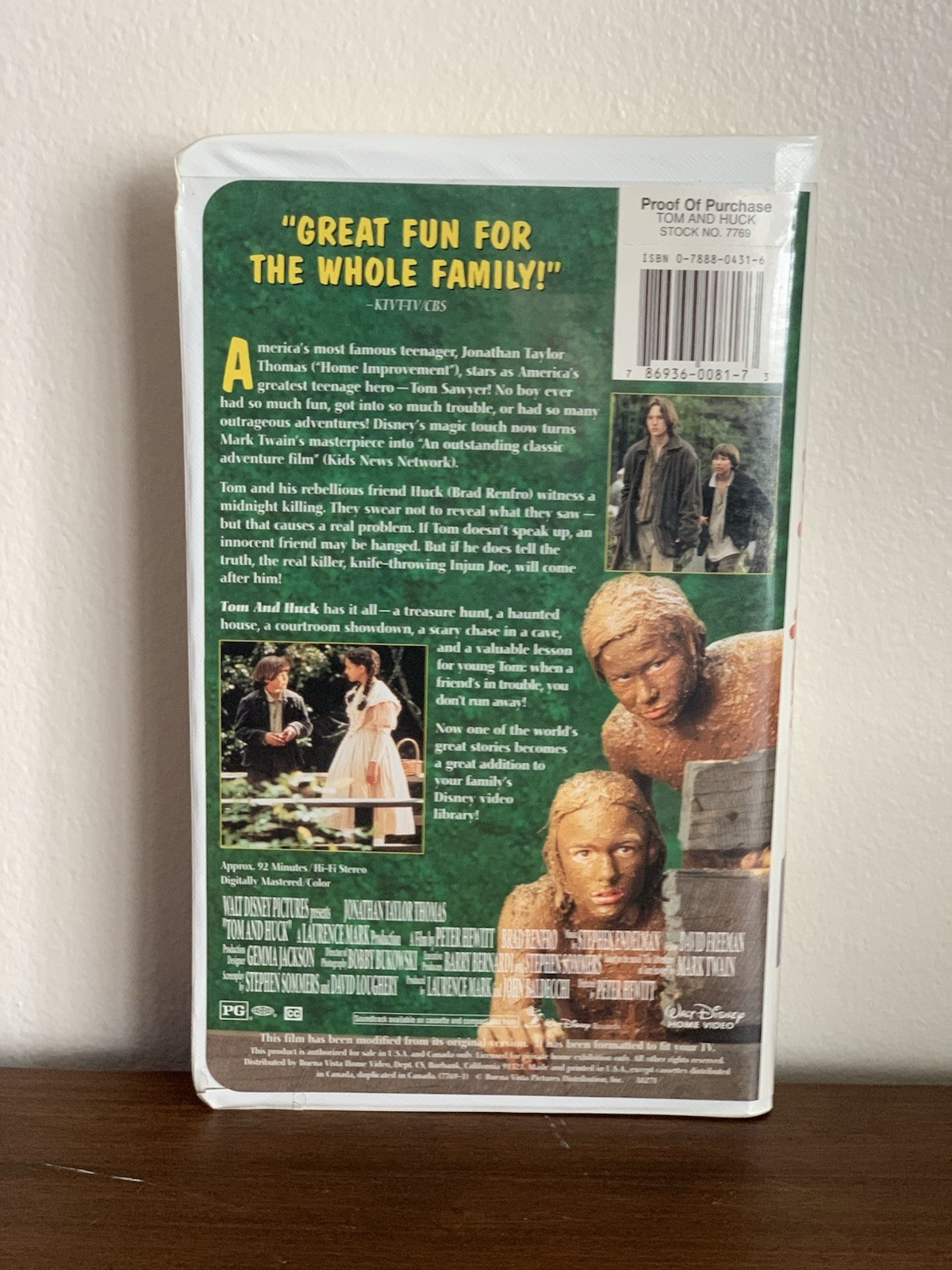 Walt Disney “Tom and Huck” (VHS, 1996, Clamshell Case, Jonathon Taylor Thomas)