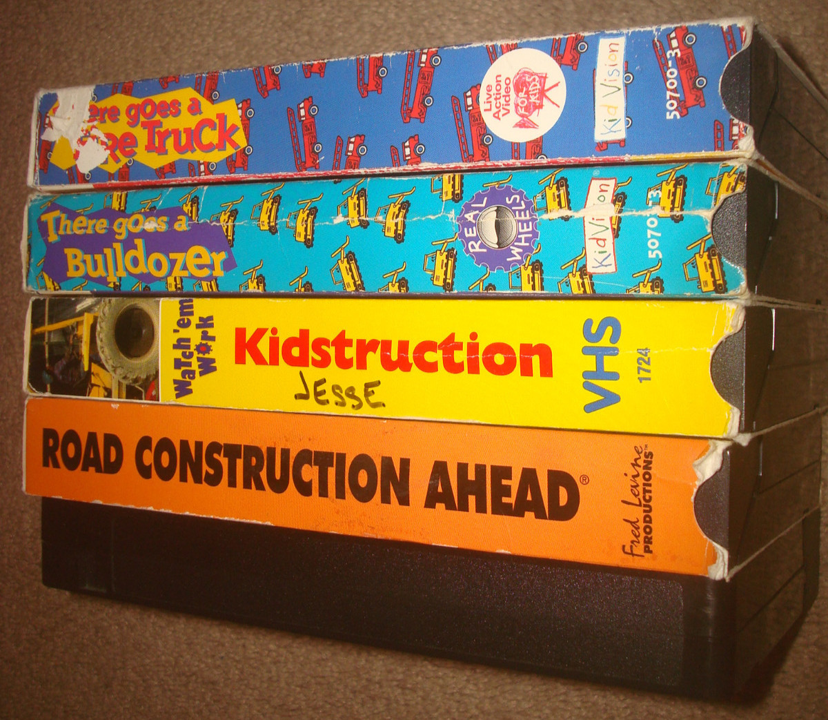 VHS Lot Real Wheels There Goes A Fire Truck Bulldozer Train Kids Watch ’em Work