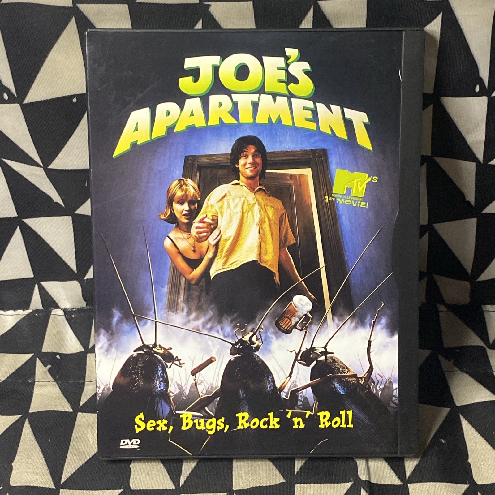 Joes Apartment (DVD, 1999) MTV Jerry O’Connell Megan Ward Comedy DVD Movie