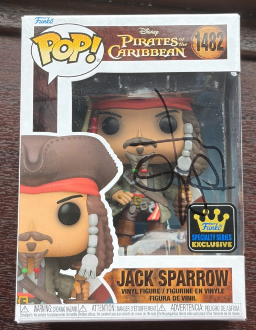 Johnny Depp Hand Signed Jack Sparrow #256 Funko Pop + PSA QO Card + COA Grade A