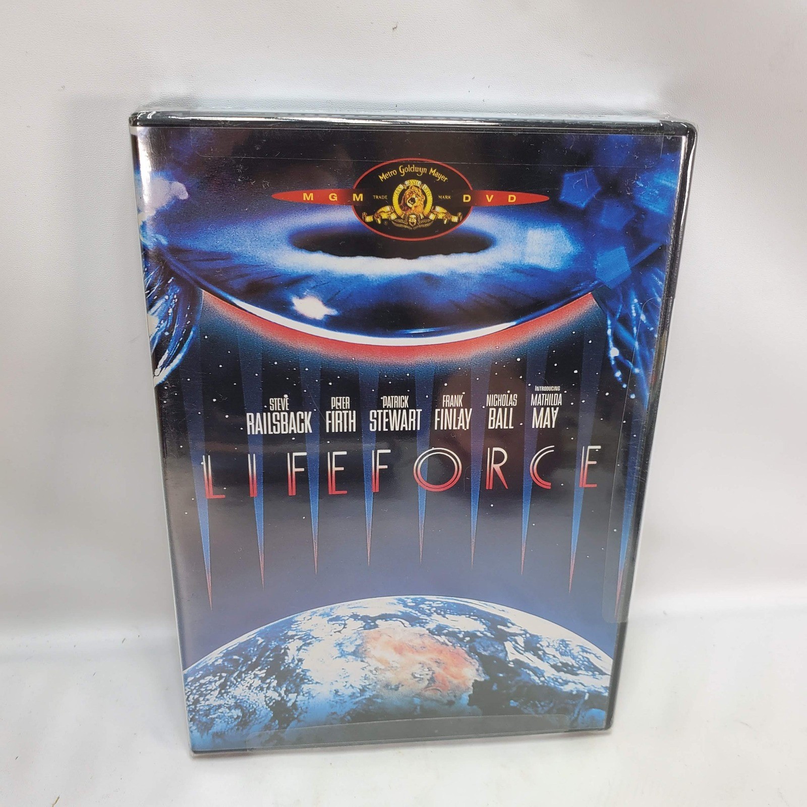 MGM Lifeforce DVD Widescreen Sci-Fi Horror Tobe Hooper Patrick Stewart NEW