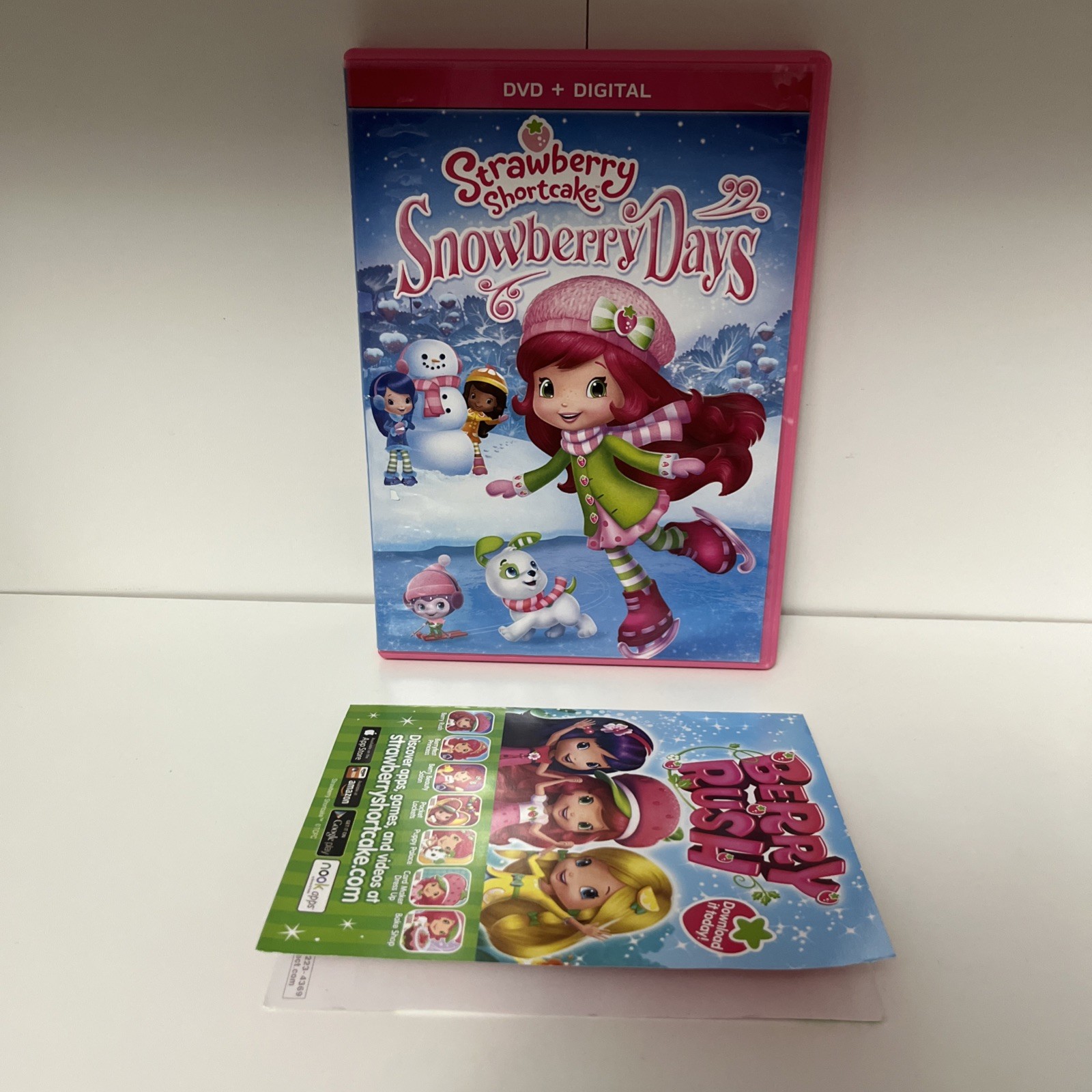 Strawberry Shortcake Snowberry Days DVD+Insert Paper Good Condition DVD