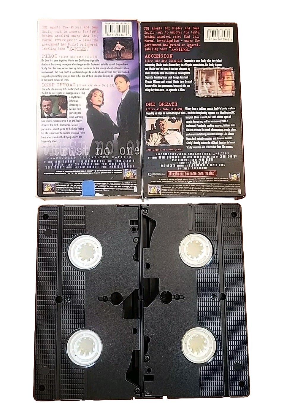 Lot of 2 The X-Files VHS Tapes 1996 Pilot/Deep Throat, Ascension/One Breath