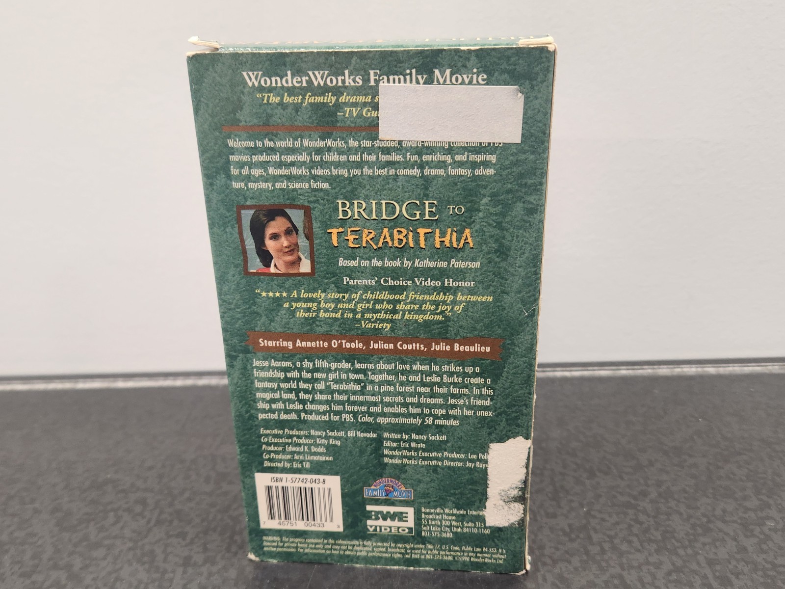 Bridge to Terabithia VHS 1998 Wonder Works O’Toole Coutts Beaulieu ~ Good