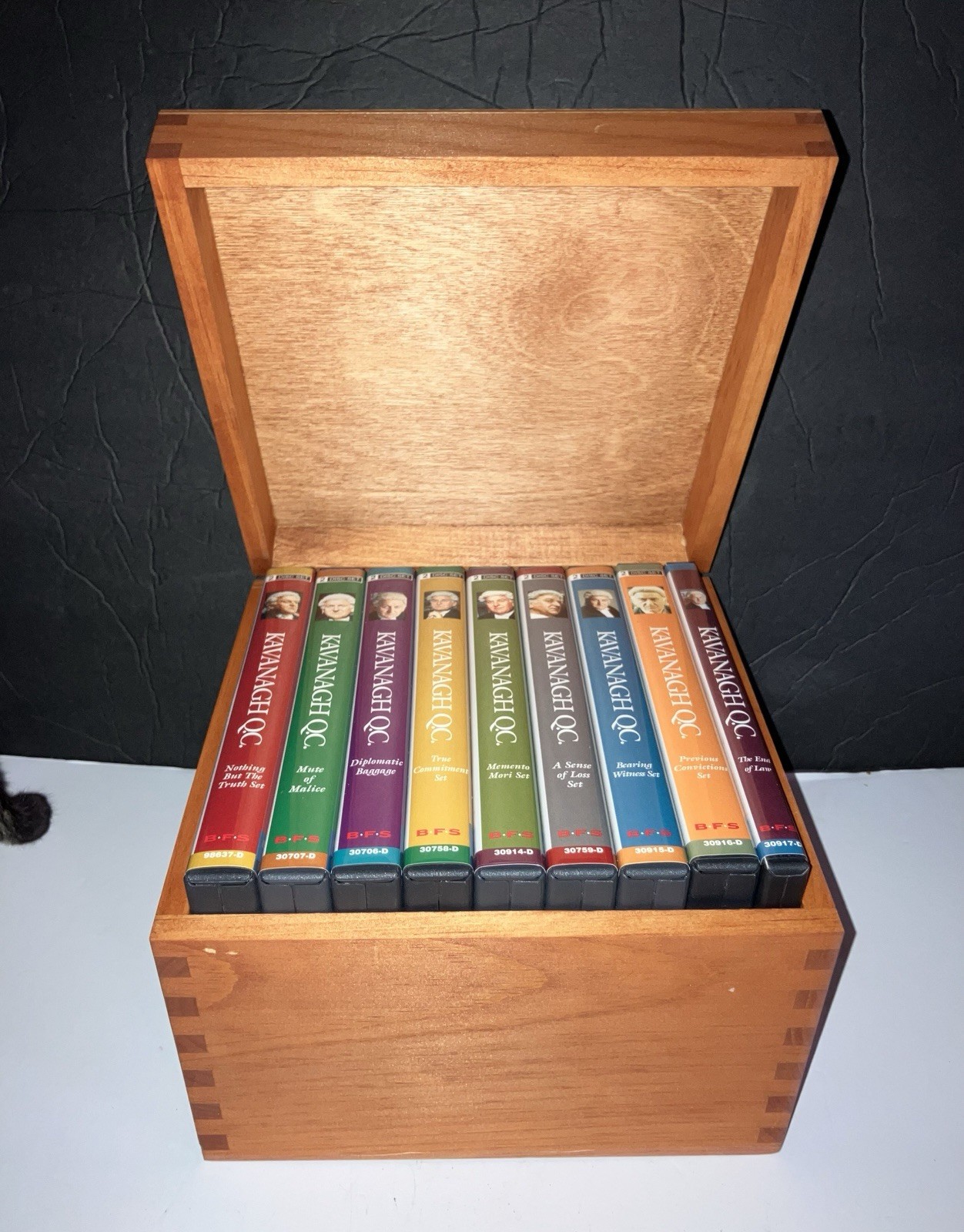 Kavanagh QC DVD Set Complete Series In Wooden Box Nice 17 Discs BBC TV