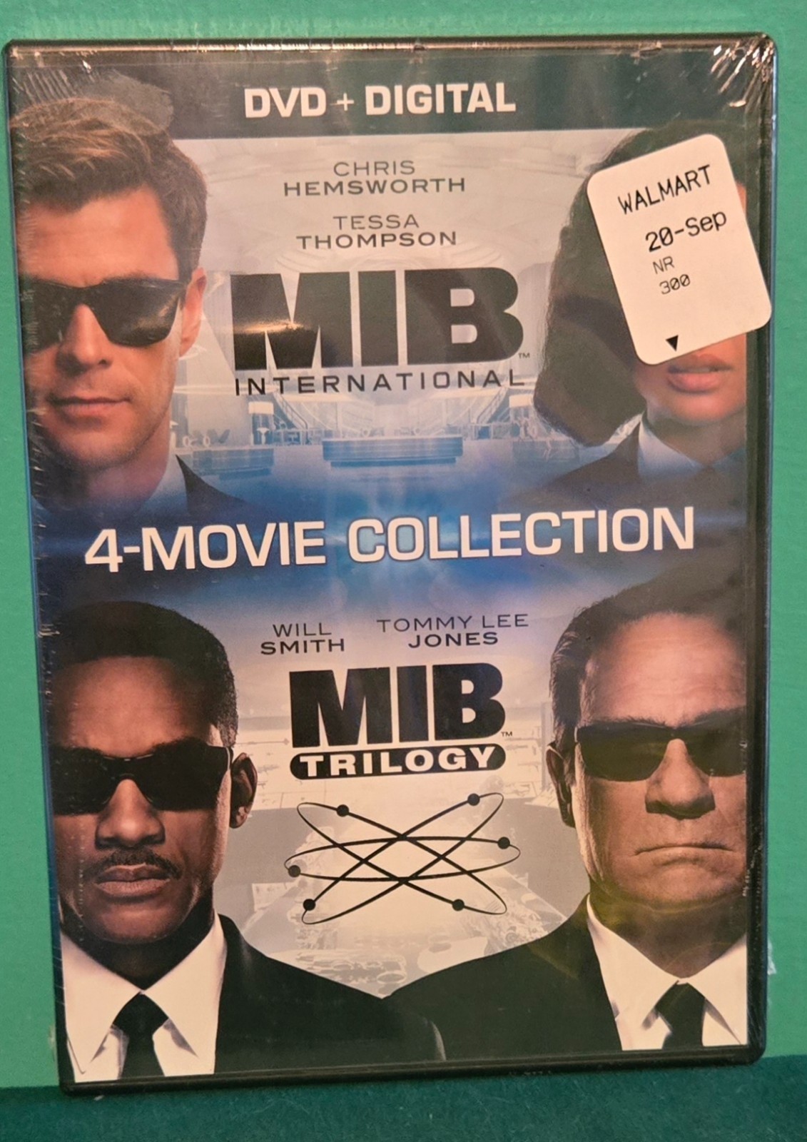 New Men In Black I, II & III & MIB International Collection (DVD + Digital)