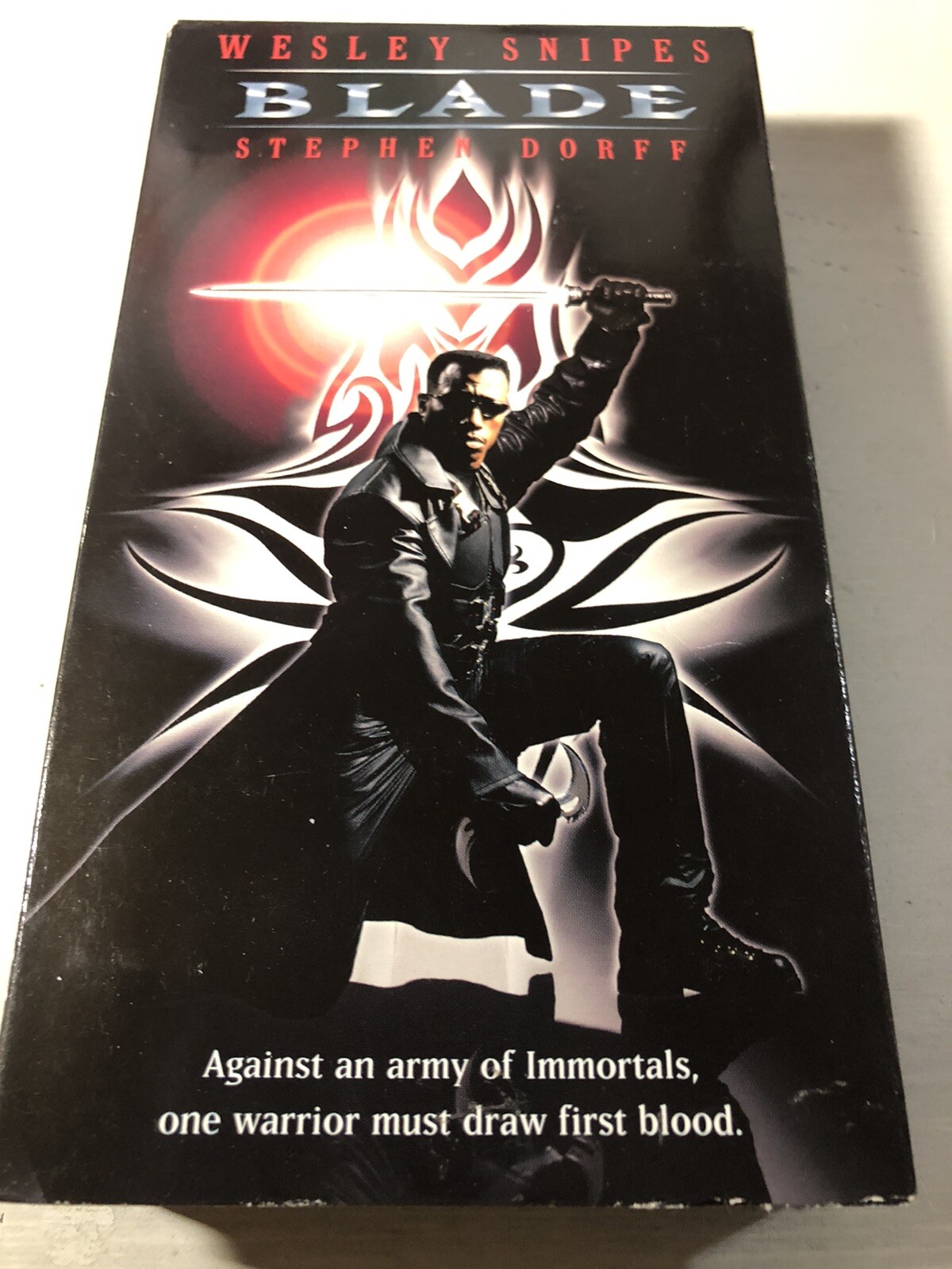 Blade (1998) VHS Action Horror MARVEL Wesley Snipes
