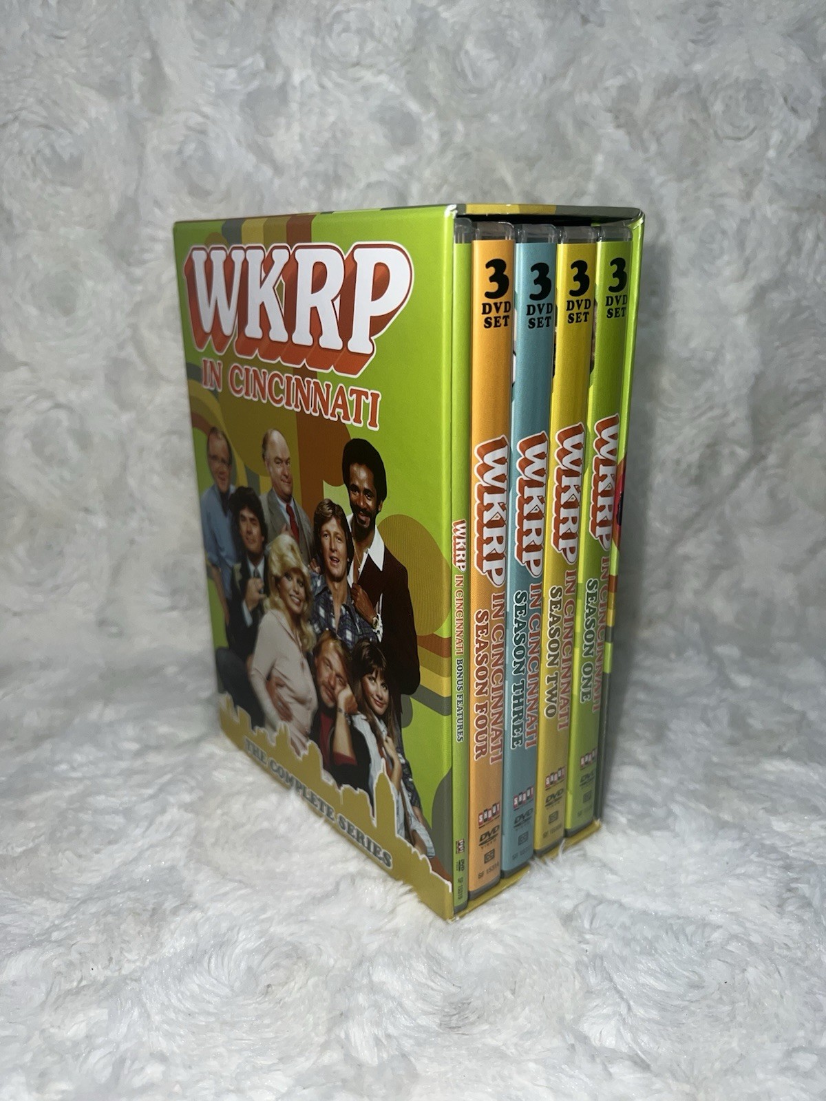 WKRP in Cincinnati: The Complete Series (DVD) Seasons 1-4 Plus Bonus DVD Nice!