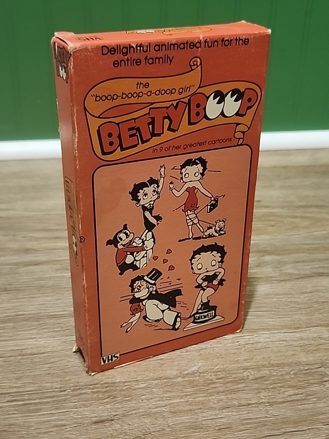 Betty Boop VHS 1985 Good Times Home W. Box Good 60 Mins B&W 9 Episodes VGT-5100