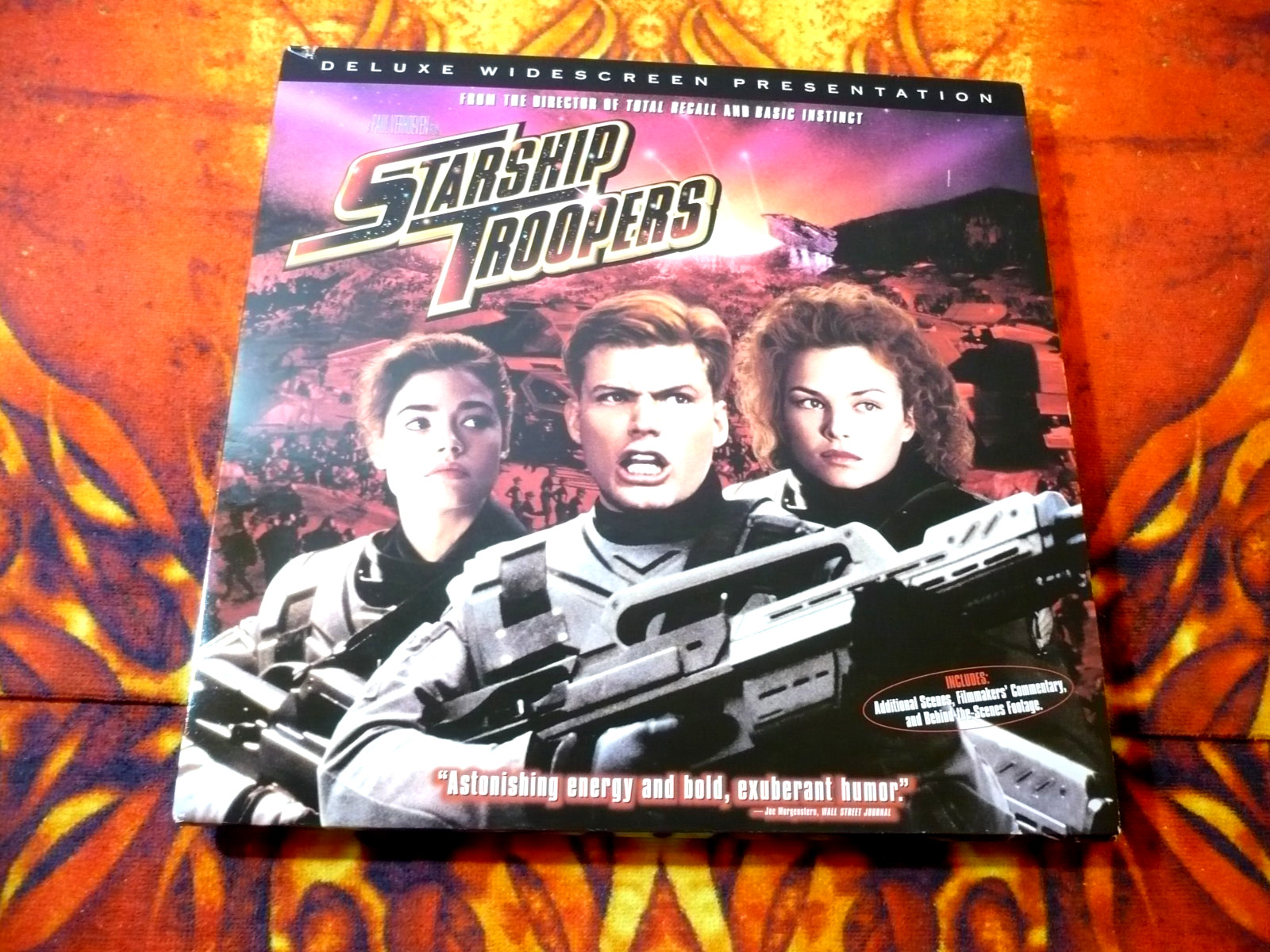Starship Troopers Laserdisc, 1998 Deluxe Widescreen Presentation NTSC