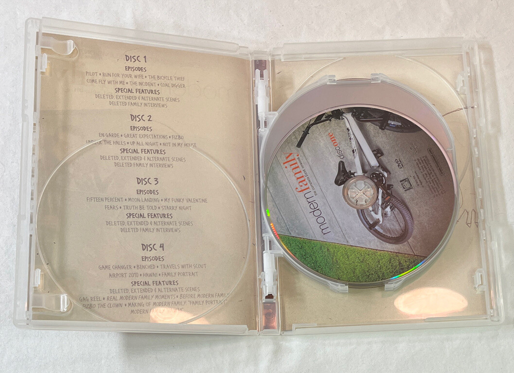 Modern Family DVD Lot Of 4 Seasons: Includes Seasons 1, 3, 5, 7