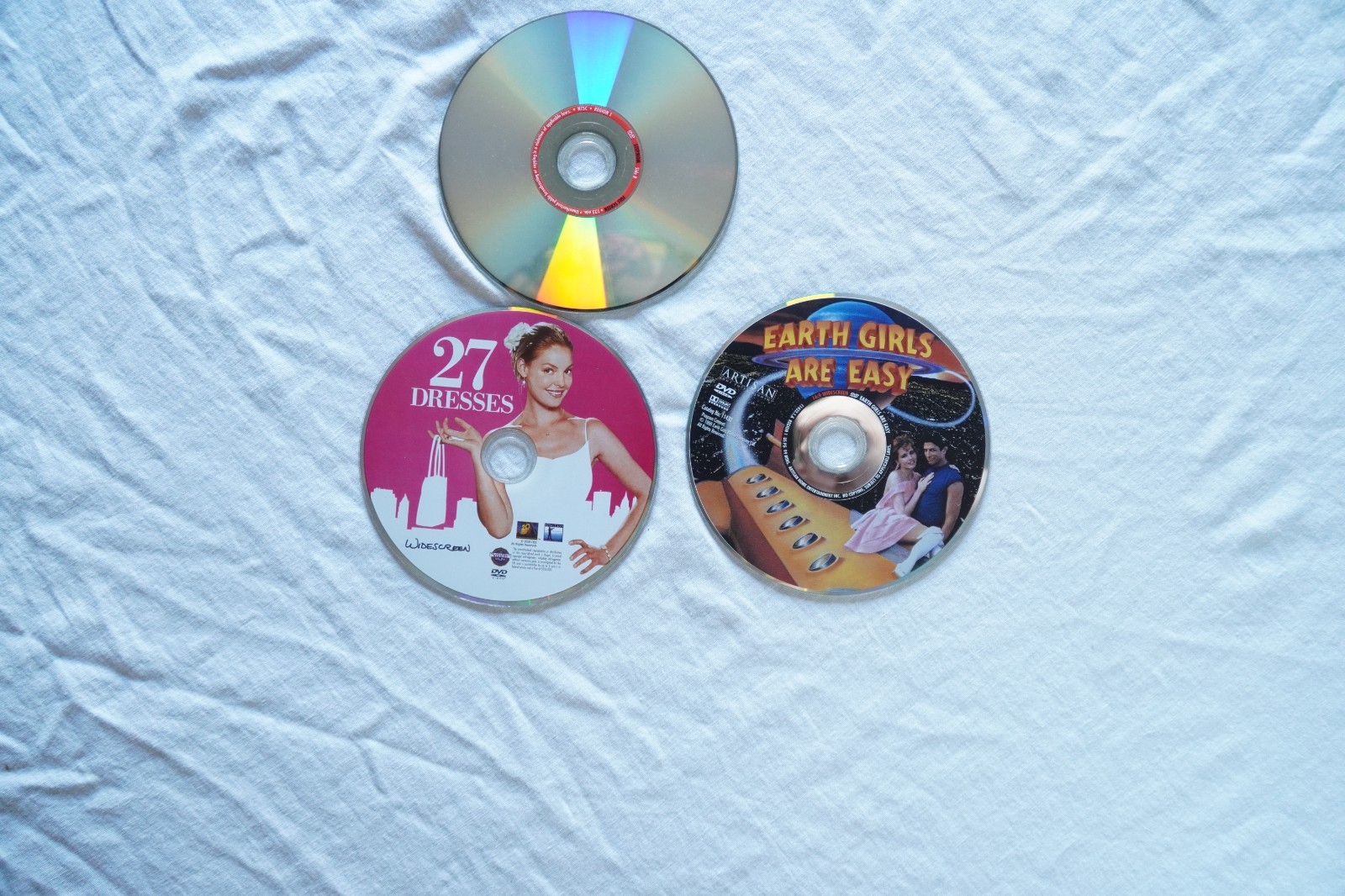 Lot of 3 DVDs Earth Girls Are Easy, 27 Dresses, Stepmom