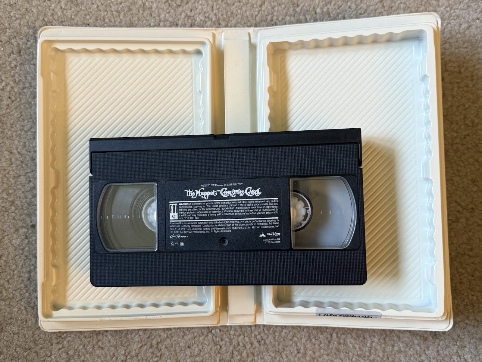 The Muppet Christmas Carol VHS PAL Rare 1993 Clamshell Jim Henson Disney USA