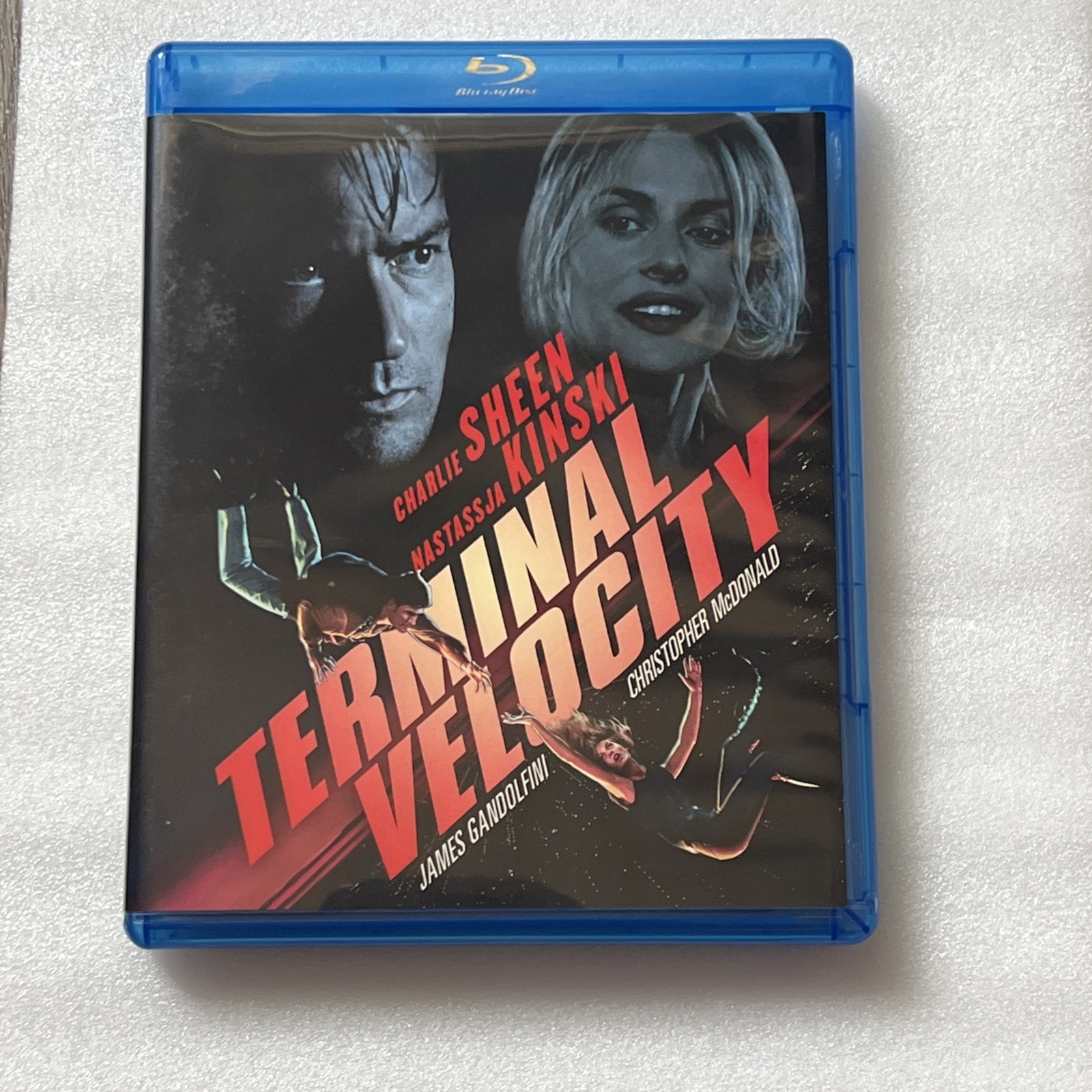 Terminal Velocity (KL Studio Classics Blu-ray, 1994) Very Rare OOP Charlie Sheen