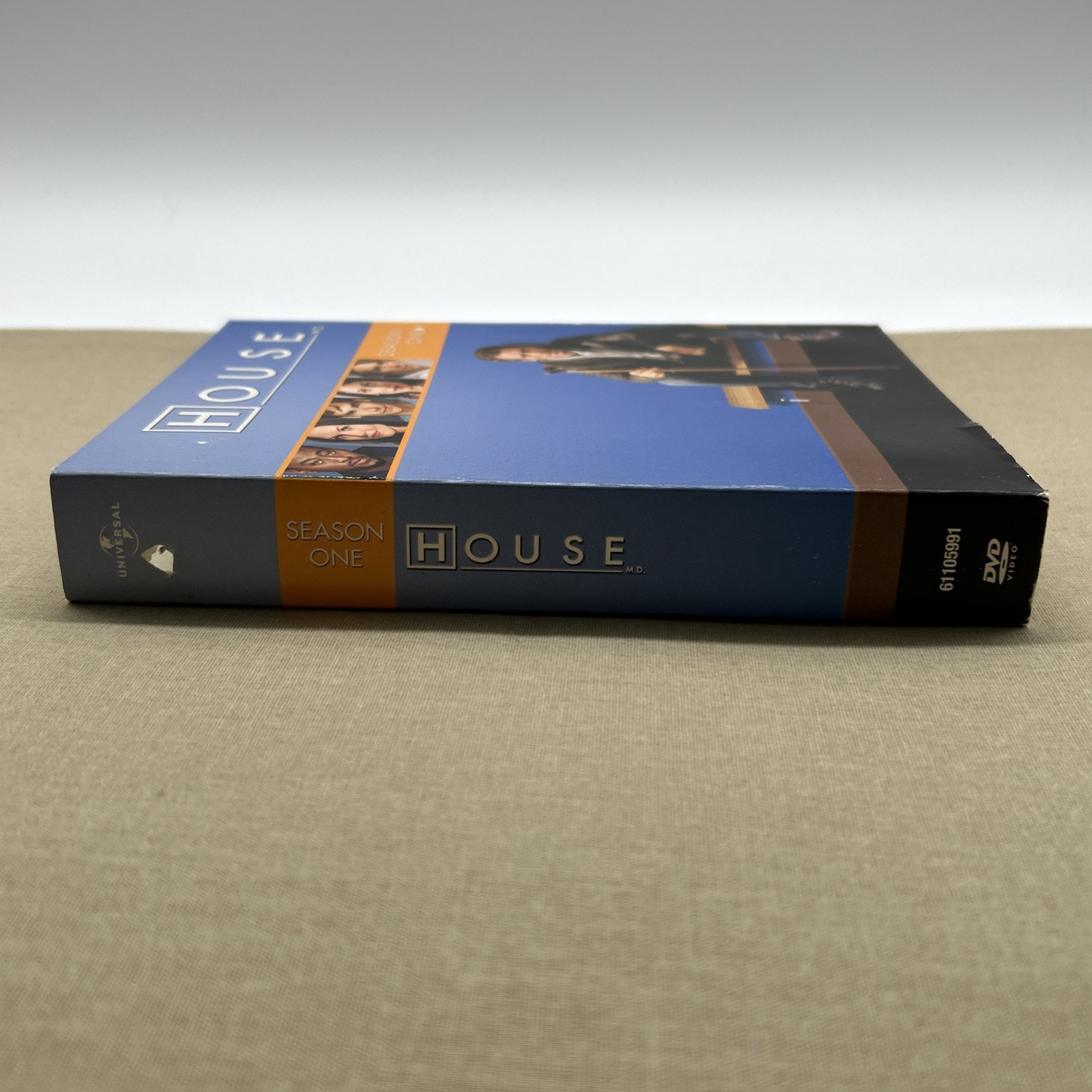 House: First Season One (DVD 2007 6-Disc Set) Medical Drama Comedy Hugh Laurie +