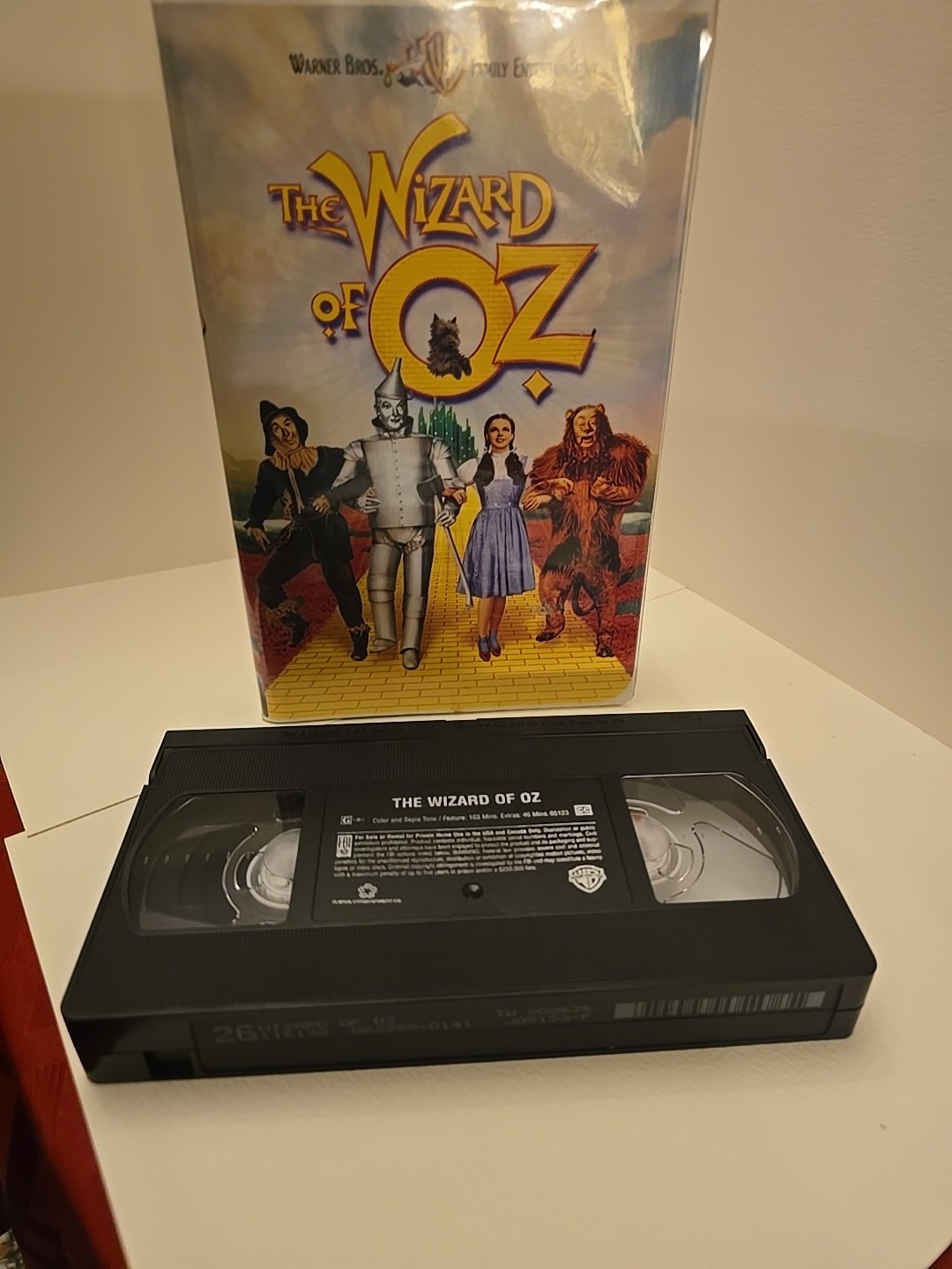 The Wizard of Oz (VHS, 1999, Clam Shell Packaging)
