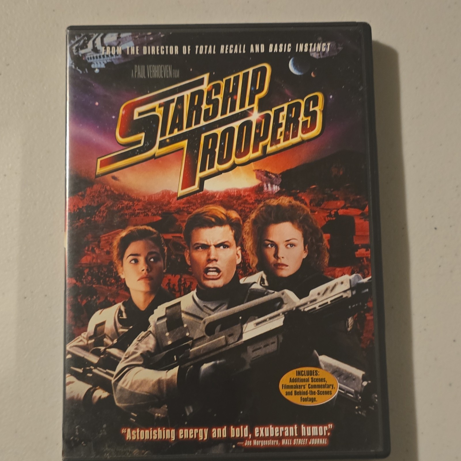 Columbia TriStar Starship Troopers DVD R 1998 130 min Van Dien Subtitles