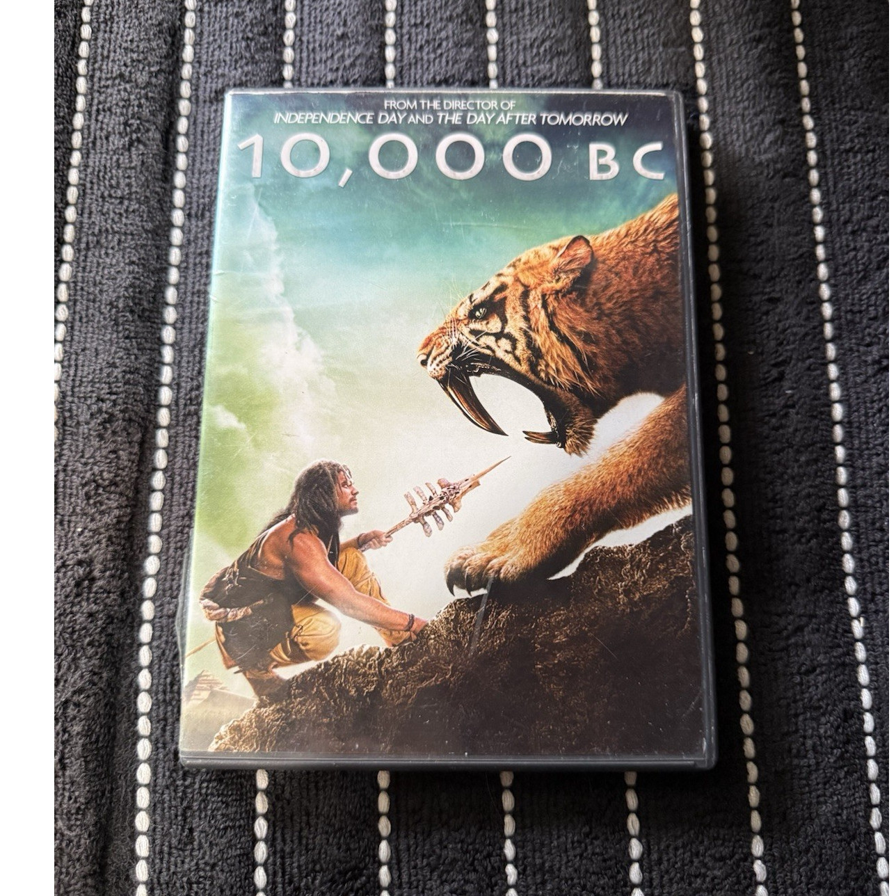 10,000 BC (DVD 2008 PG-13) Roland Emmerich Steven Strait Widescreen
