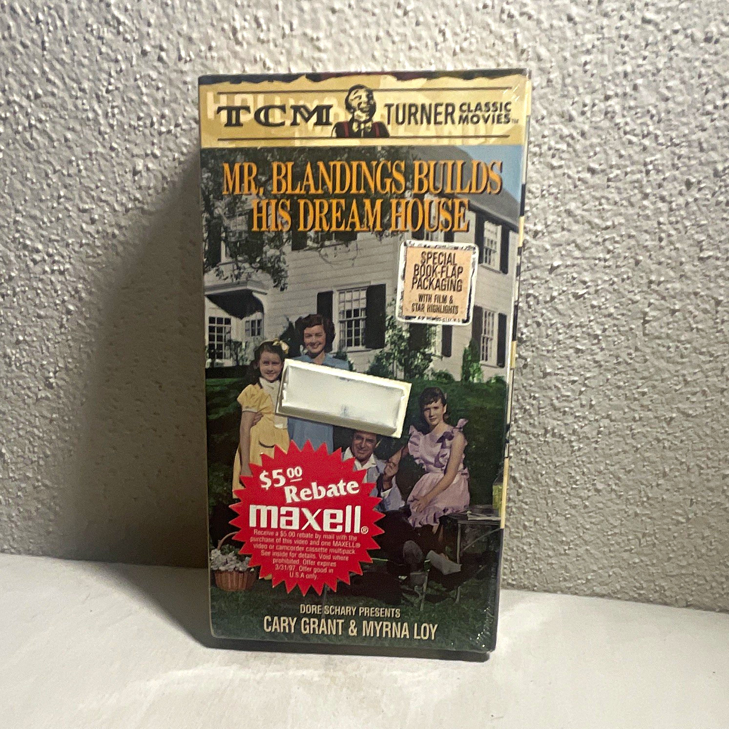 Turner Home Entertainment Mr. Blandings Builds His Dream House VHS 1948 NR NTSC