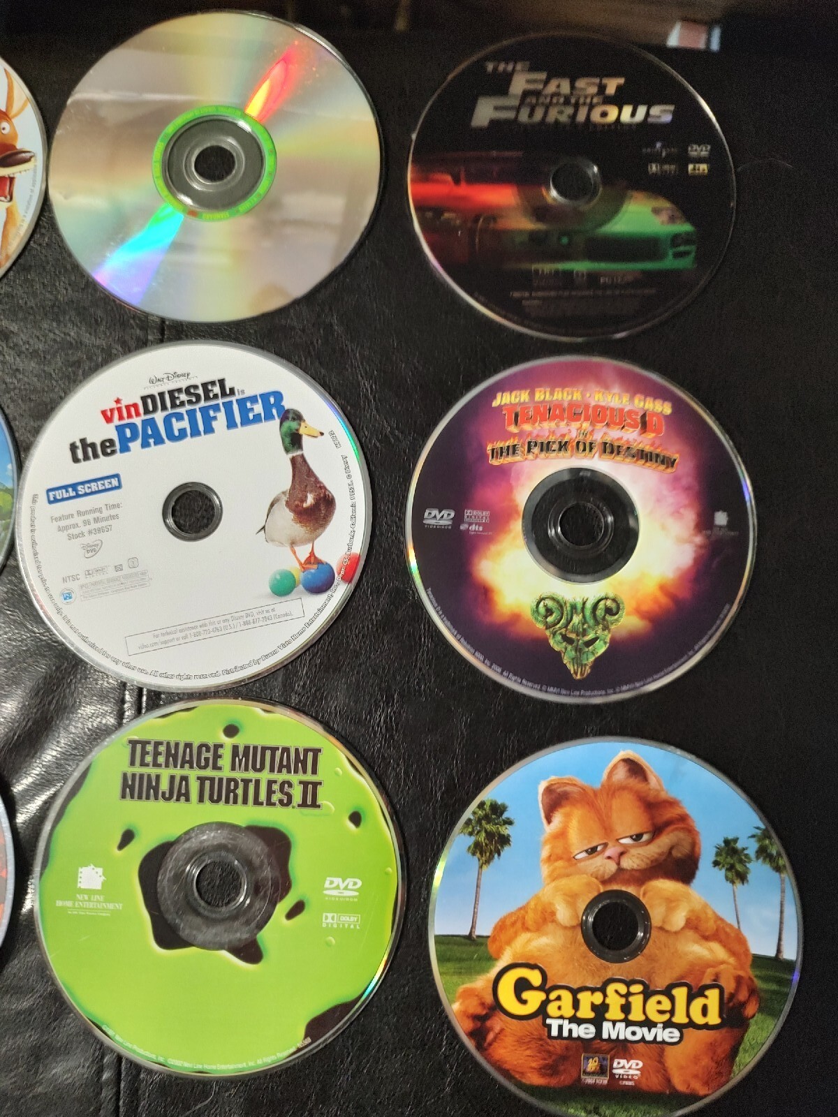 LOT OF 101 DVDS-Movies GREAT TITLES Family -FREE SHIP! See Photos for All Titles