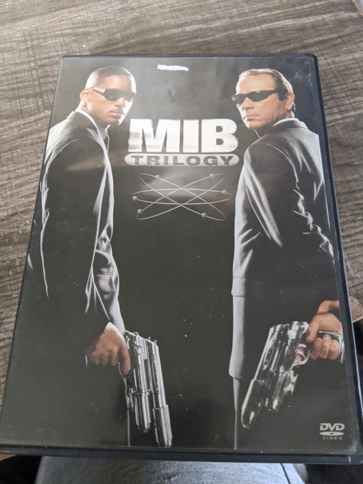 MIB TRILOGY DVD RATED PG-13 PREOWNED FREE USA SHIP