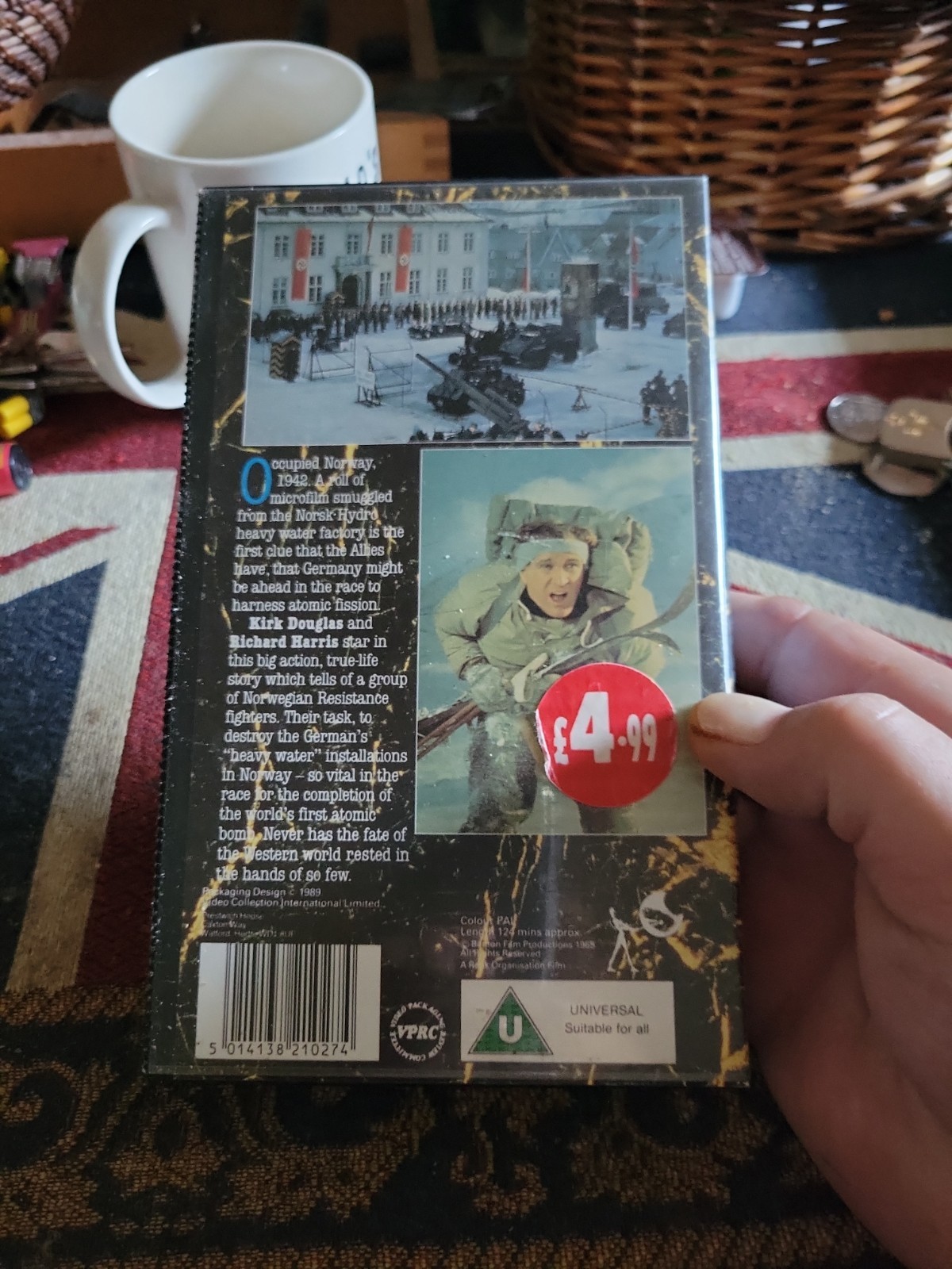 The Heroes of Telemark – Kirk Douglas – PAL VHS Video Tape