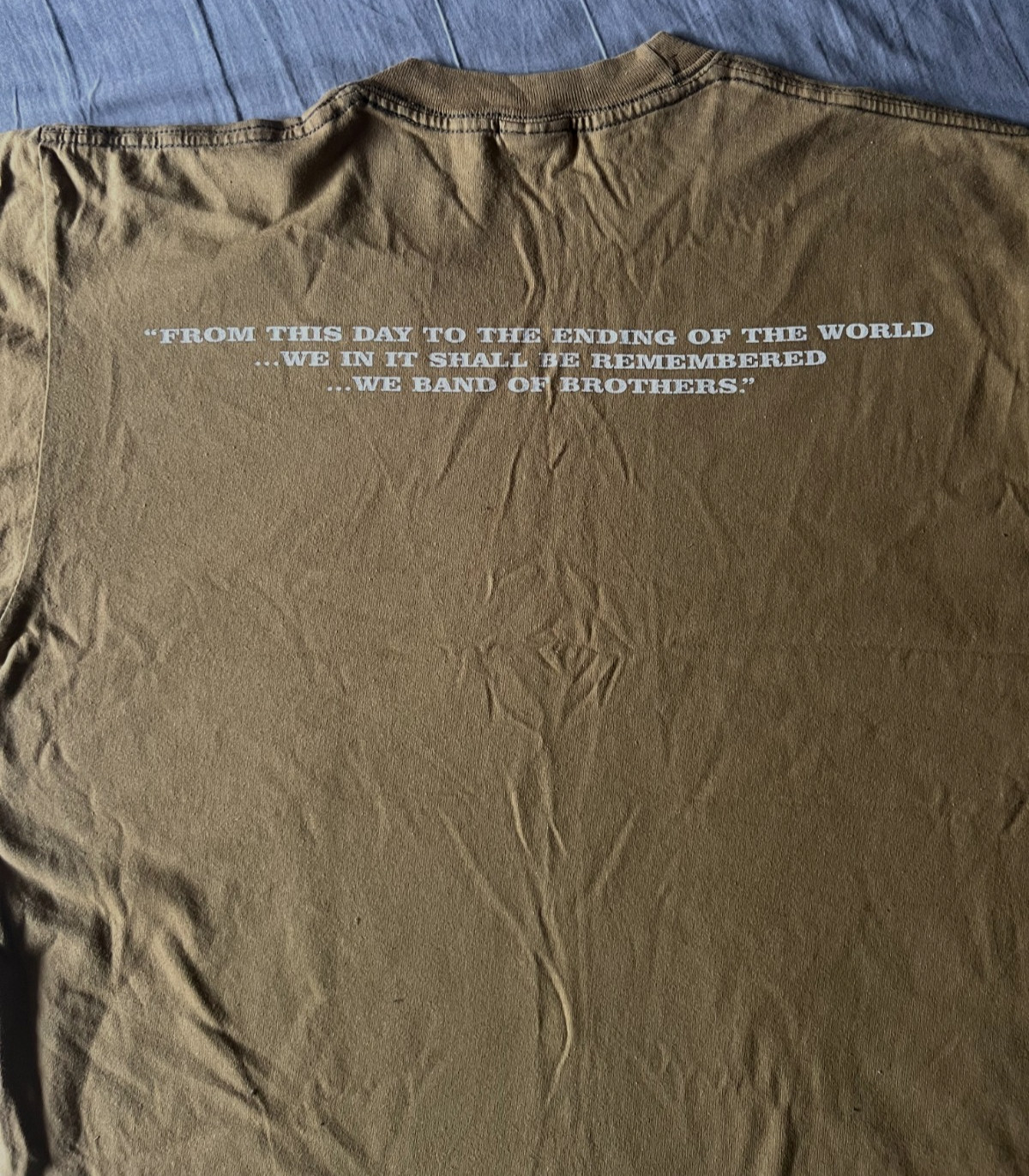 BAND OF BROTHERS – ORIGINAL FILM CREW T-SHIRT – FILM PROP – EXTREMELY RARE