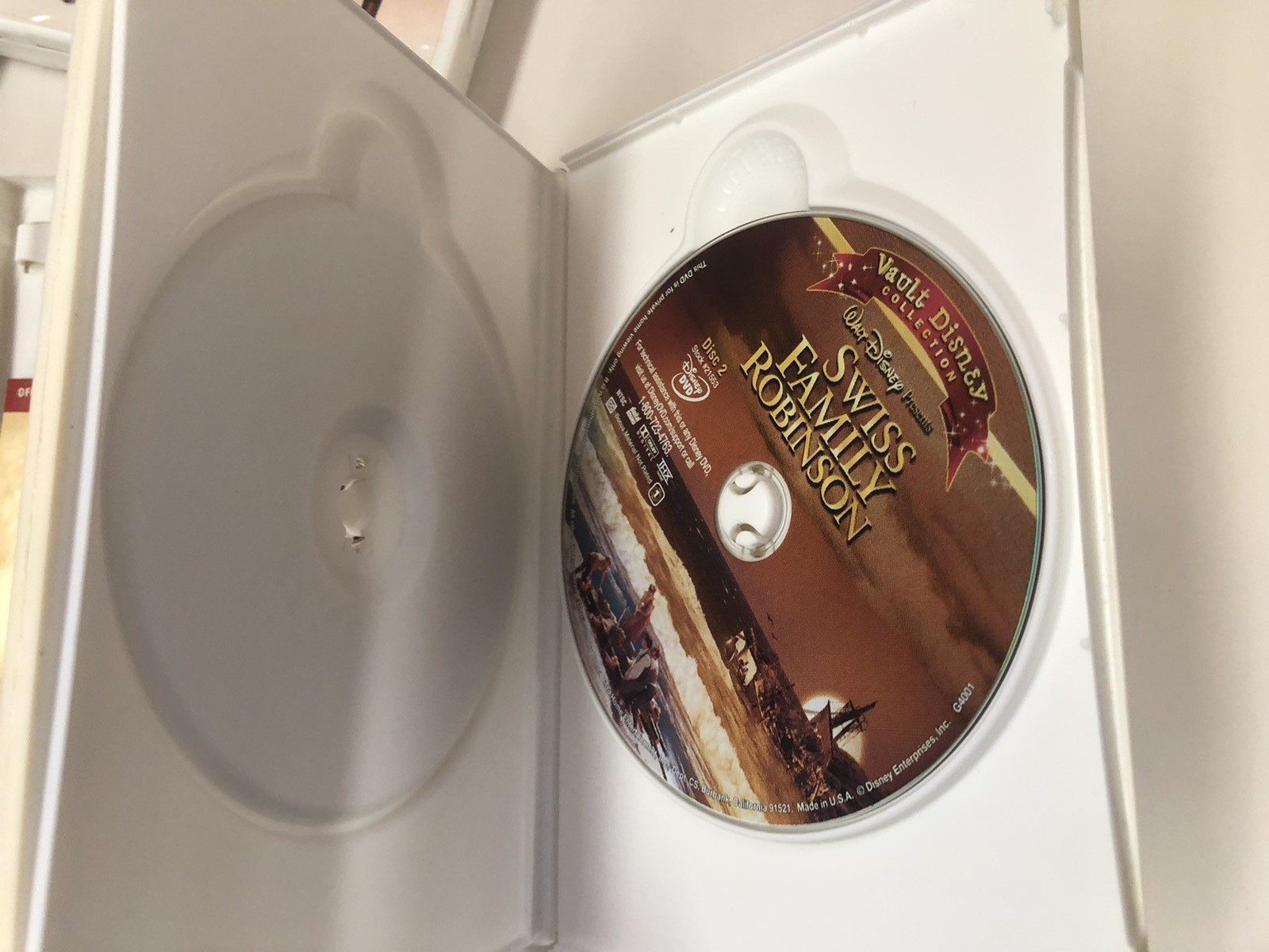 Lot Of 4 Disney Vault Collection Movies Parent Trap, Love Bug , swiss Family