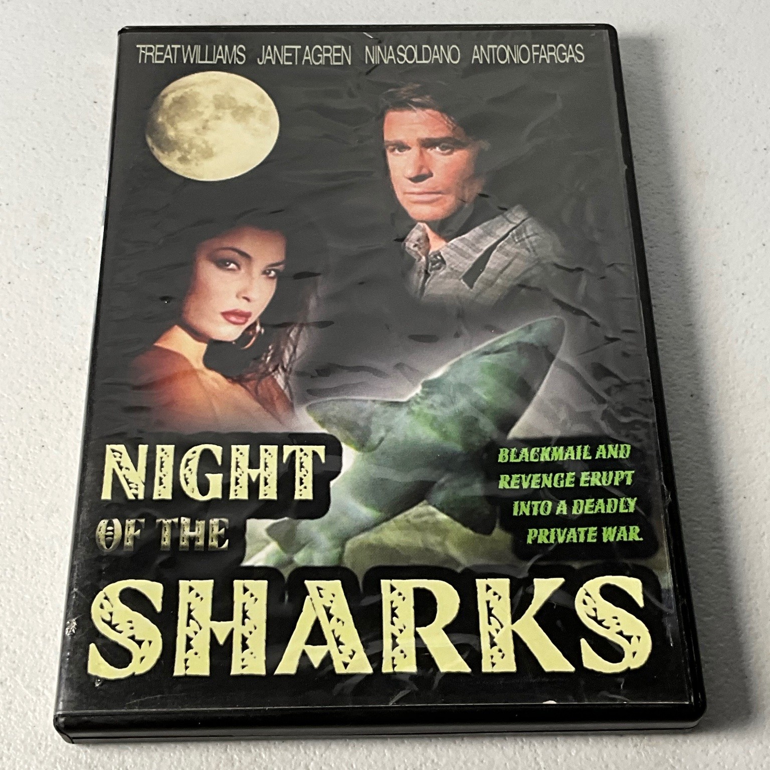 Night of the Sharks DVD 2004 Treat Williams Action Thriller Shark Movie