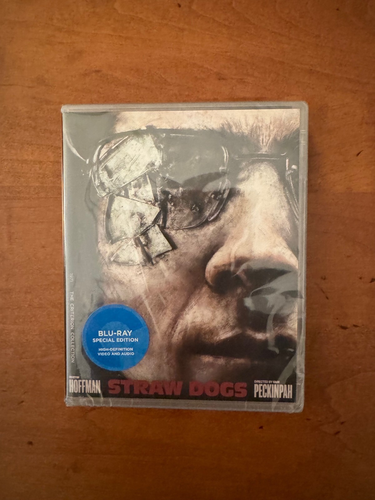 STRAW DOGS – BLU-RAY – CRITERION COLLECTION – “DUSTIN HOFFMAN” – BRAND NEW!