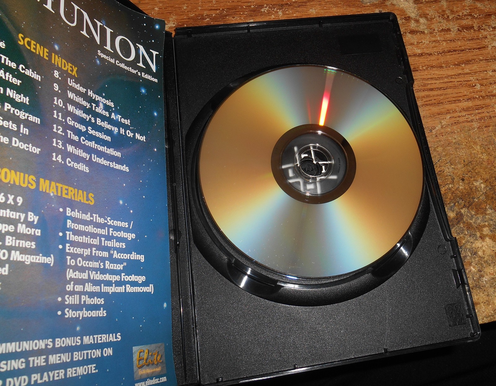 COMMUNION 1989 SPECIAL COLLECTOR’S EDITION DVD/CHRISTOPHER WALKEN SCI-FI/OOP!
