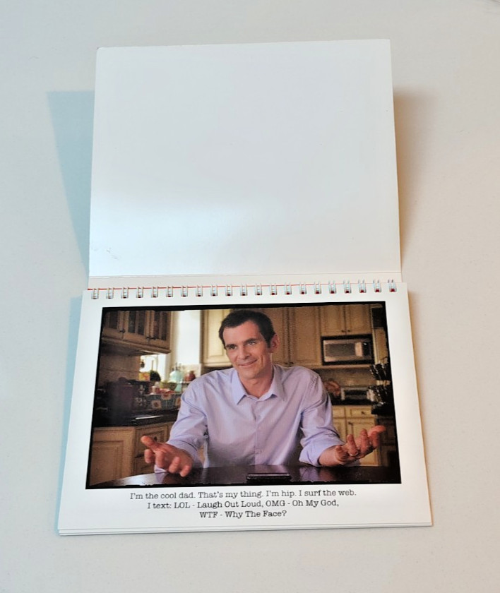 Rare MODERN FAMILY Season 1 FYC Photo Booklet & DVD “WTF?” – Free Shipping!