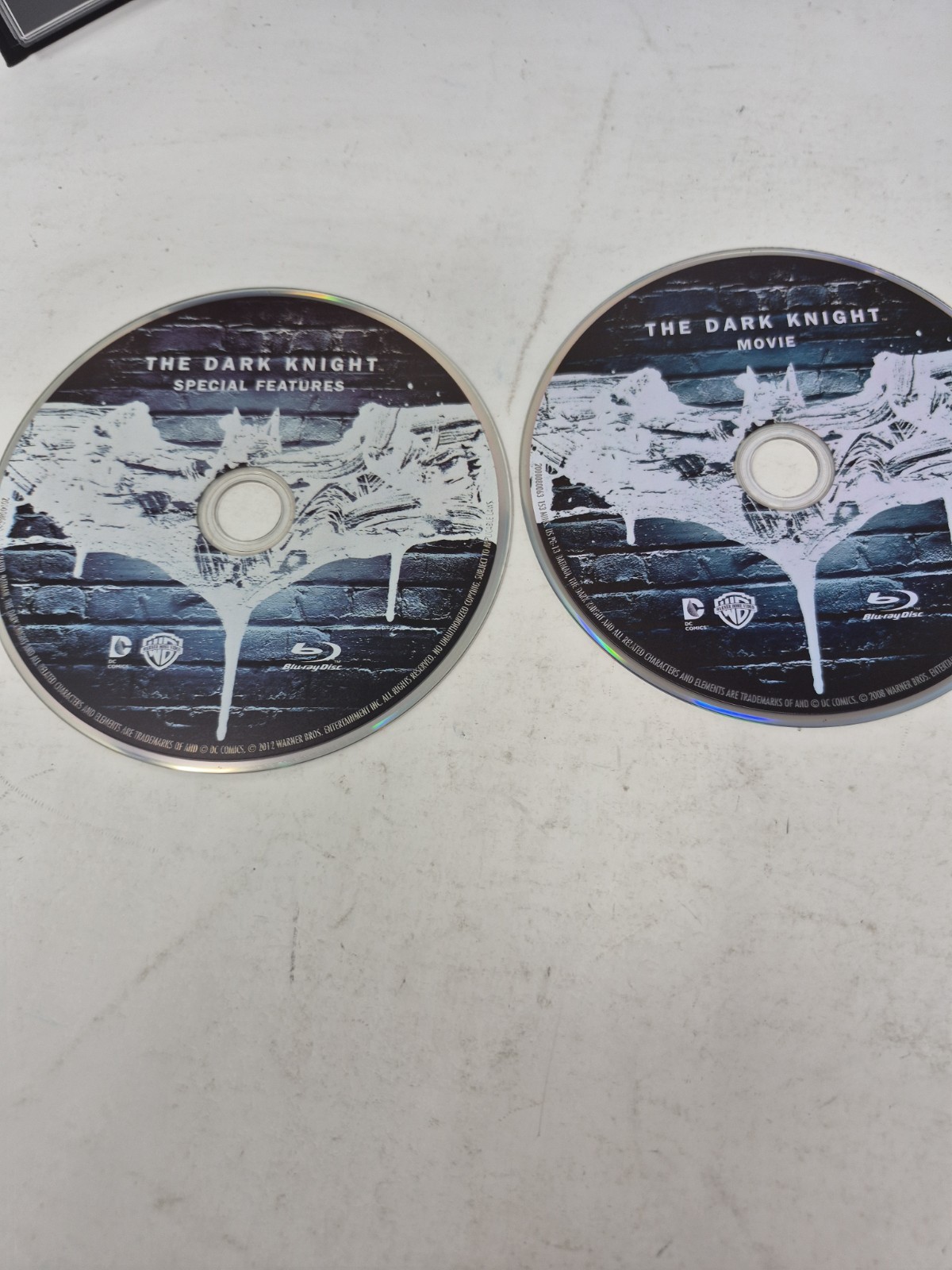 The Dark Knight Trilogy Blu-Ray Box Set 5-Disc Collection w/ Booklet-Very Good