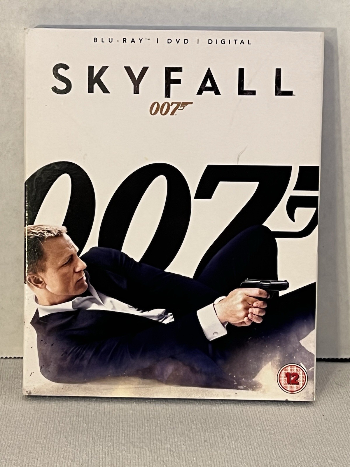 Skyfall (Blu-ray, 2012) Letterbox Format Excellent Condition