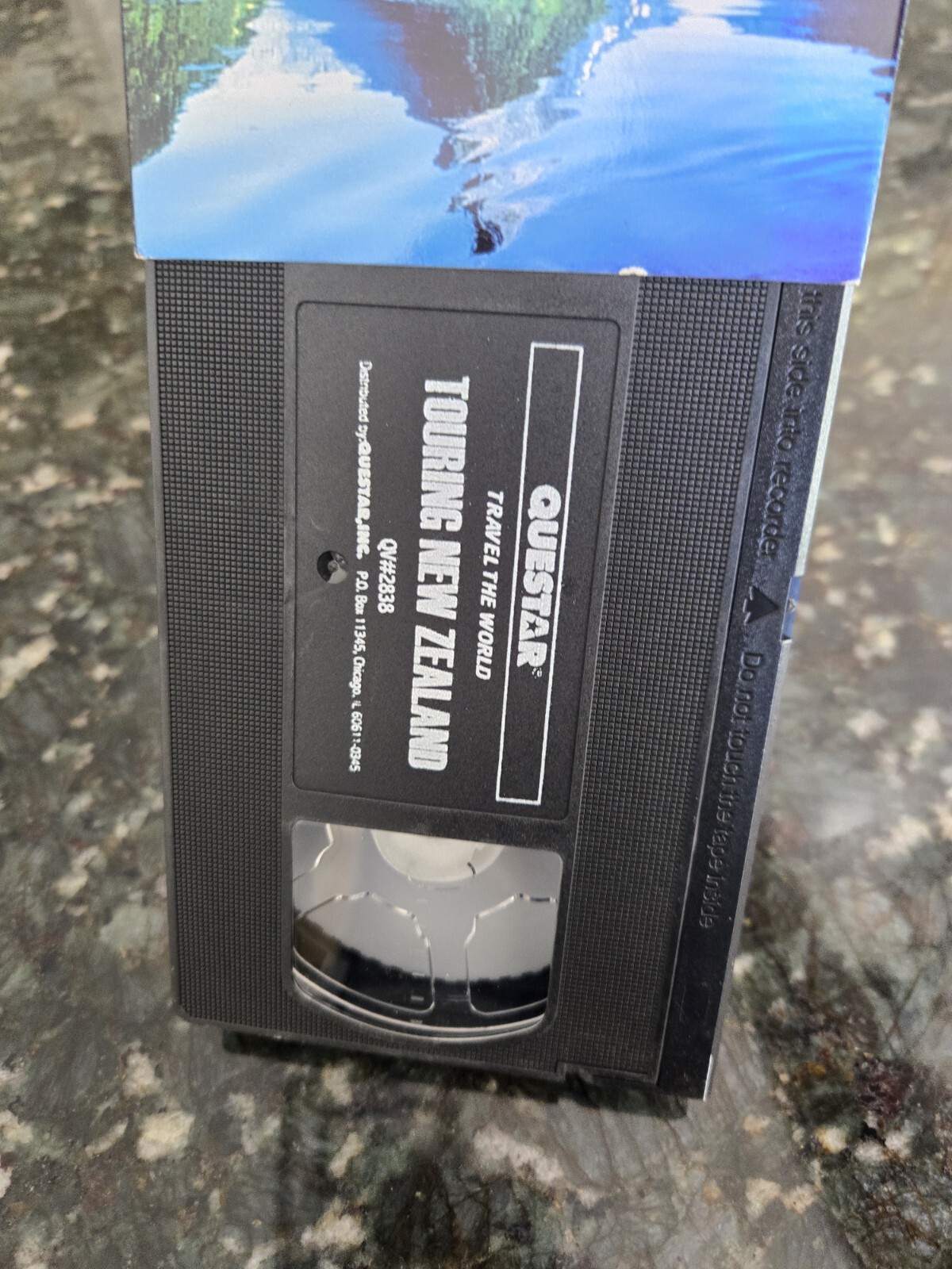 Touring New Zealand (VHS, 1998)