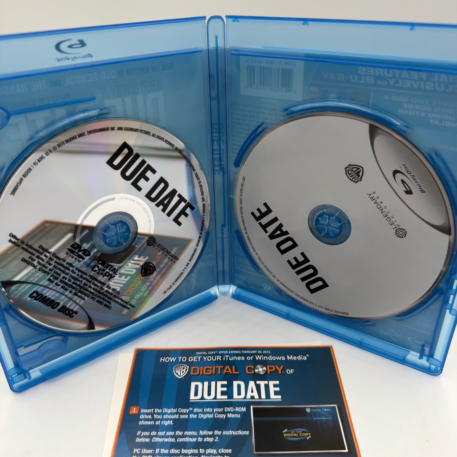 Due Date Blu-ray DVD Combo Pack Robert Downey Jr Zach Galifianakis Slipcover