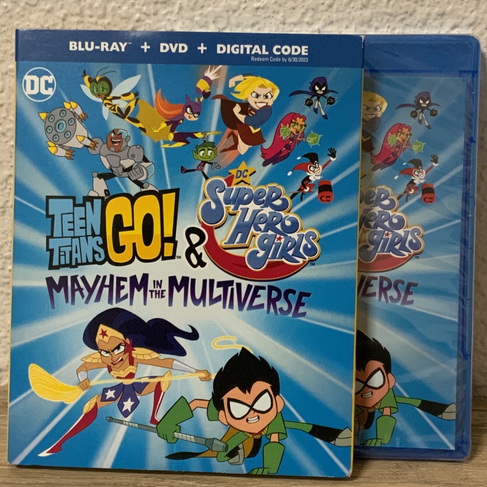 📀 Teen Titans Go! &DC Super Hero Girls (BLU-RAY+DVD+DIGITALCODE)W/SlipcoverNEW