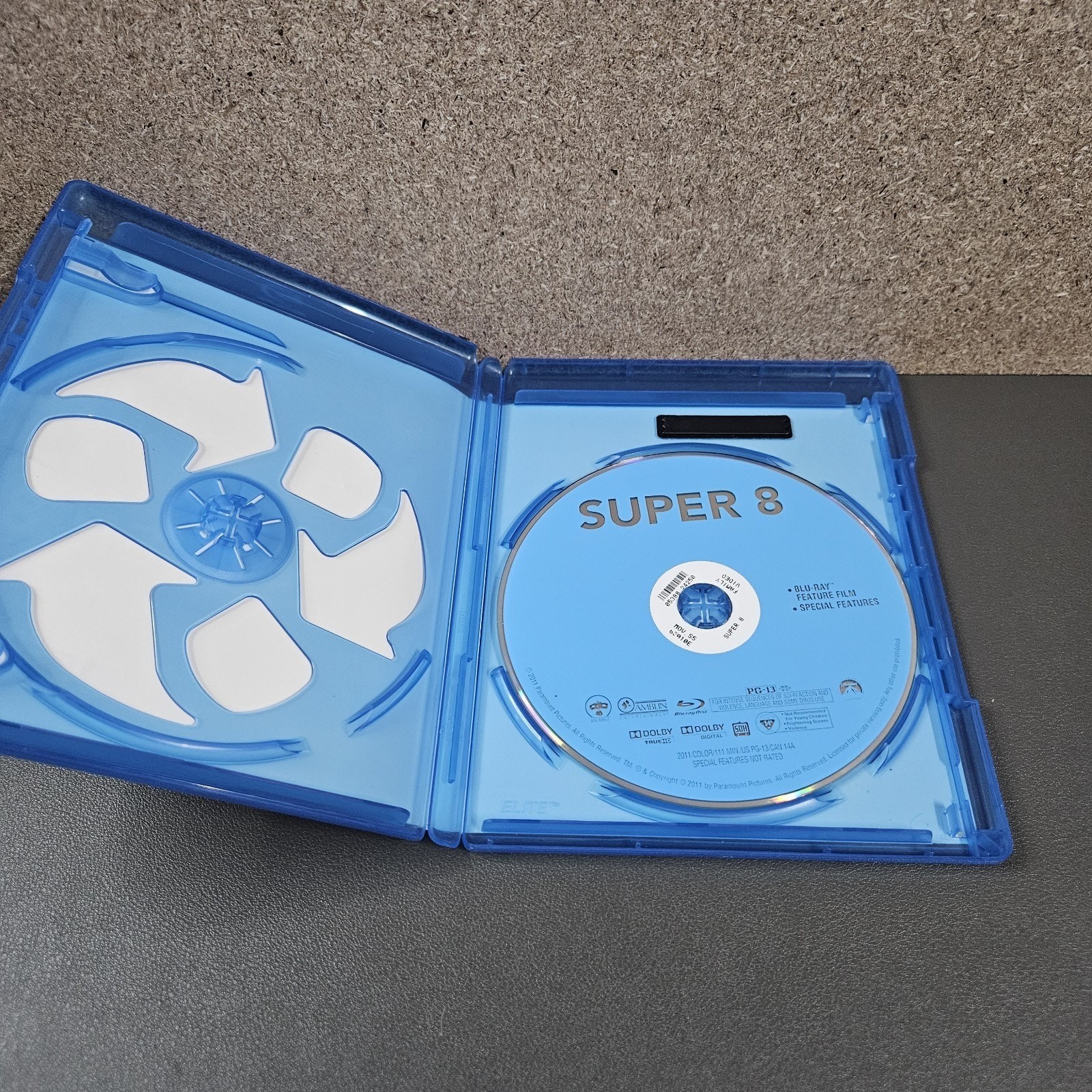 Super 8 (Blu-ray Only, 2011) J.J. Abrams Sci Fi Thriller Aliens