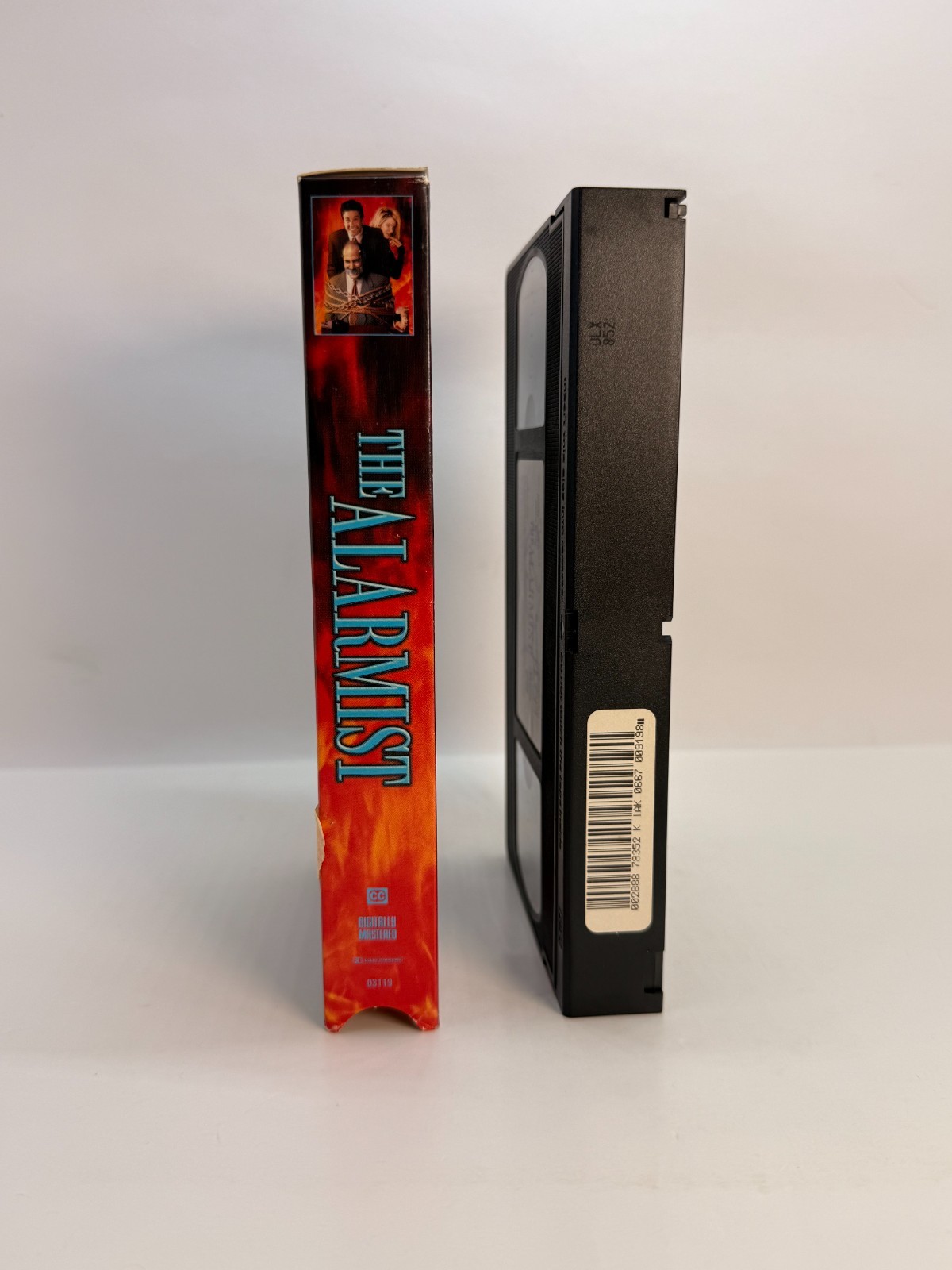 The Alarmist (VHS, 1999) David Arquette Stanley Tucci Kate Capshaw *Buy 2 get 1*