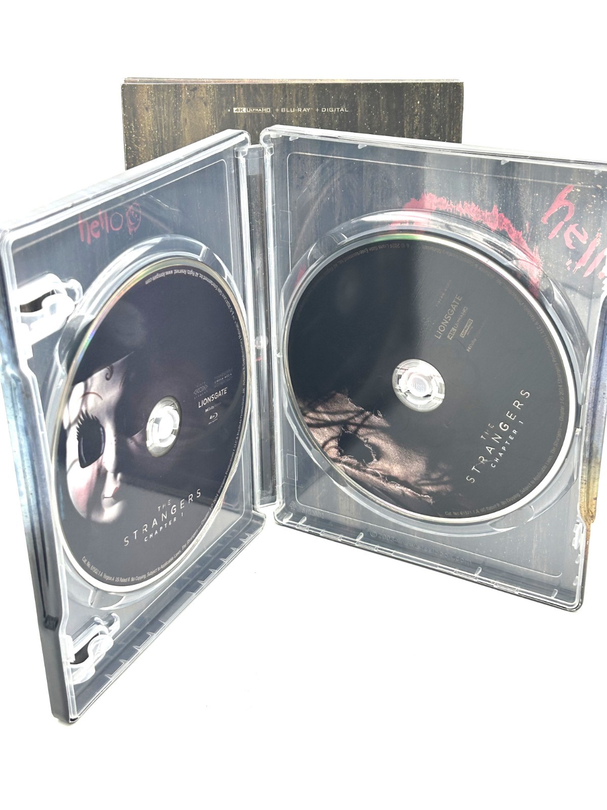 The Strangers Chapter 1 Steelbook (4K Ultra HD, Blu-Ray) w/ Slipcover / Slipbox