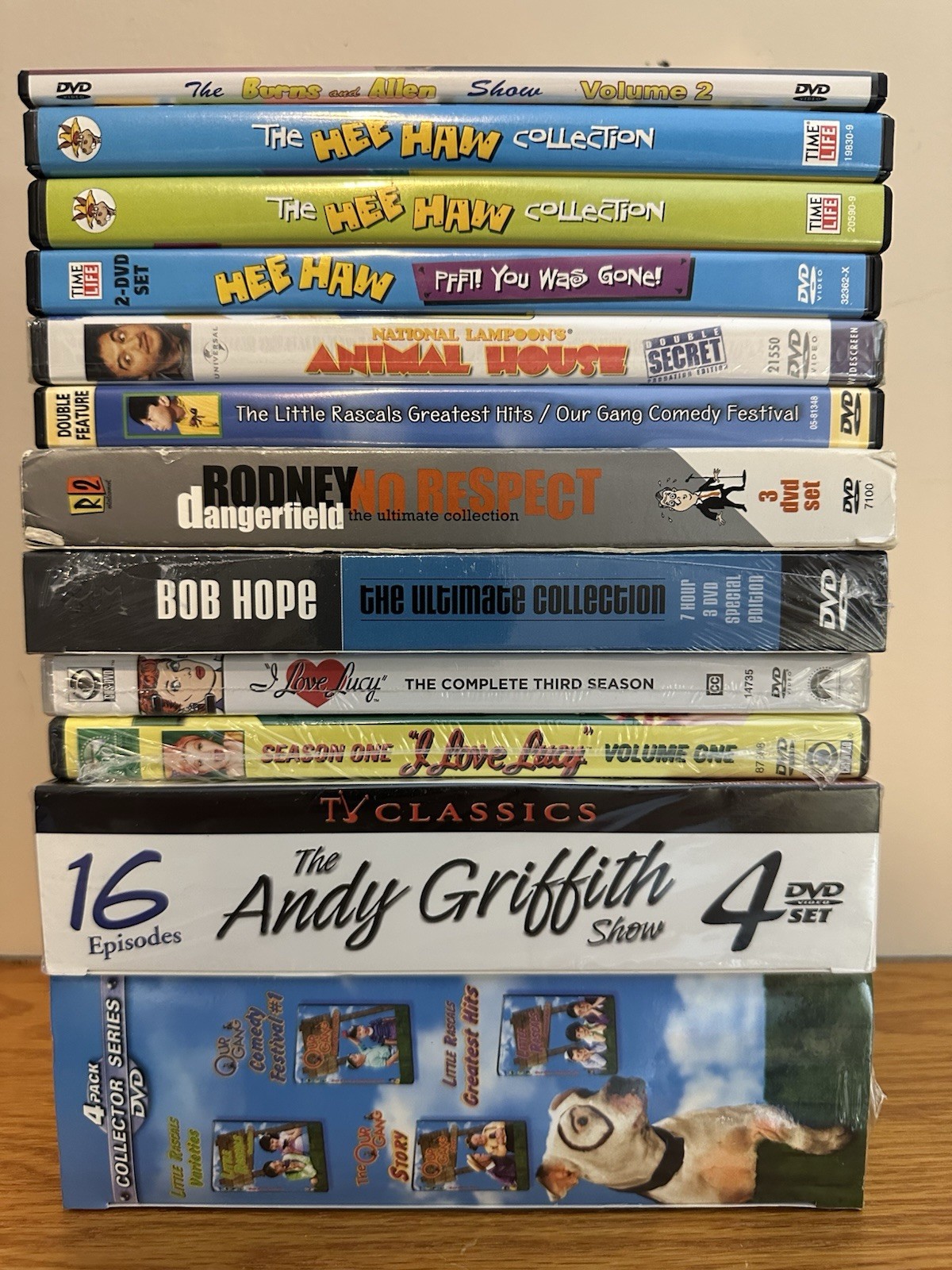 12 DIFFERENT TELEVISION SERIES COMEDIES MOVIE LITTLE RASCALS I LOVE LUCY