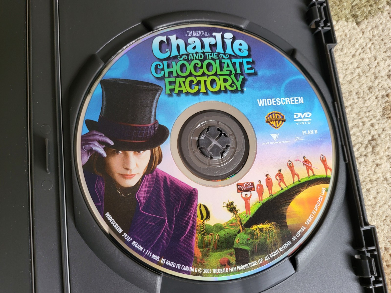 CHARLIE & THE CHOCOLATE FACTORY (2005) JOHNNY DEPP DVD LIKE NEW!