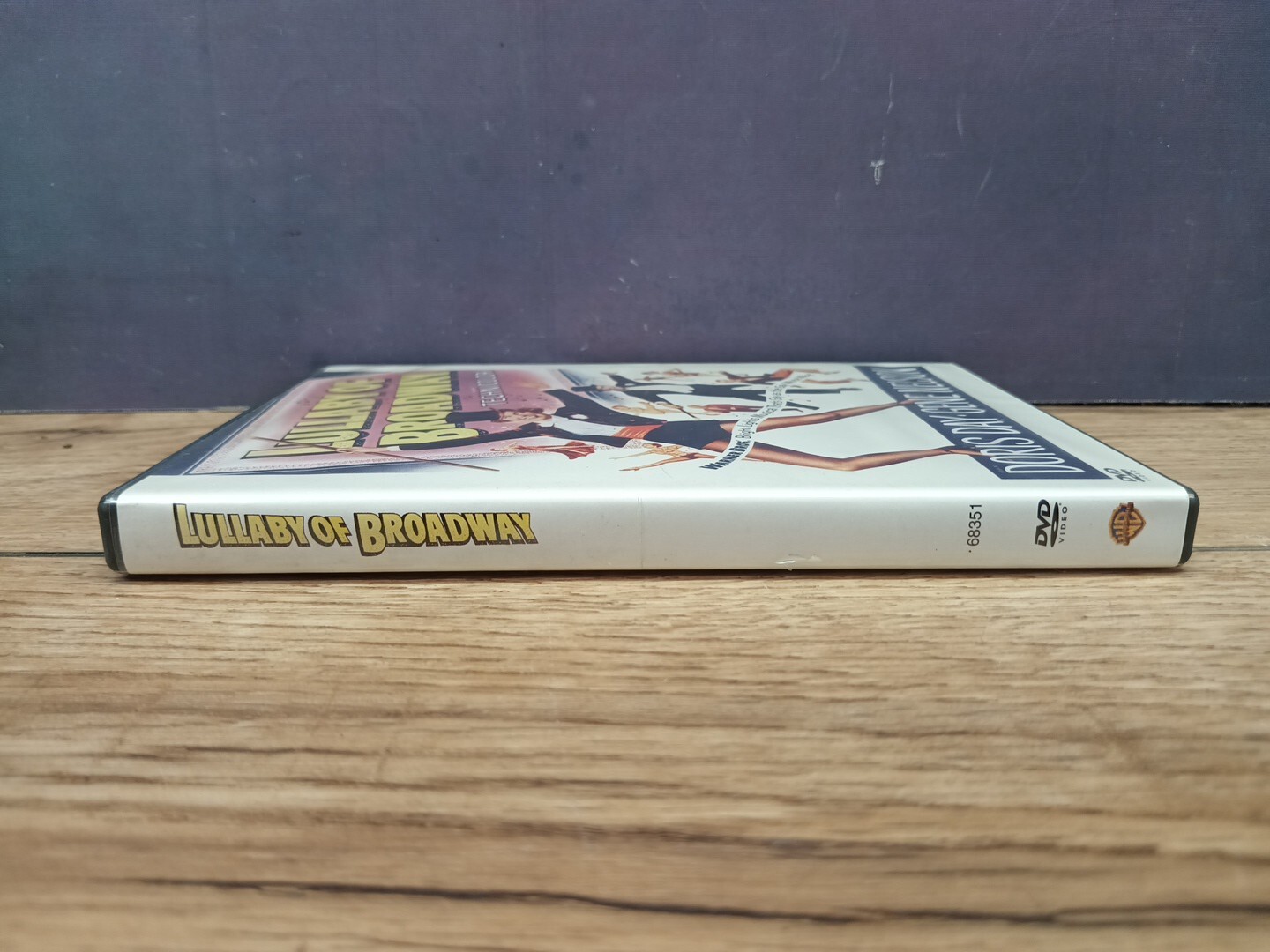 Lullaby of Broadway – DVD – VERY GOOD