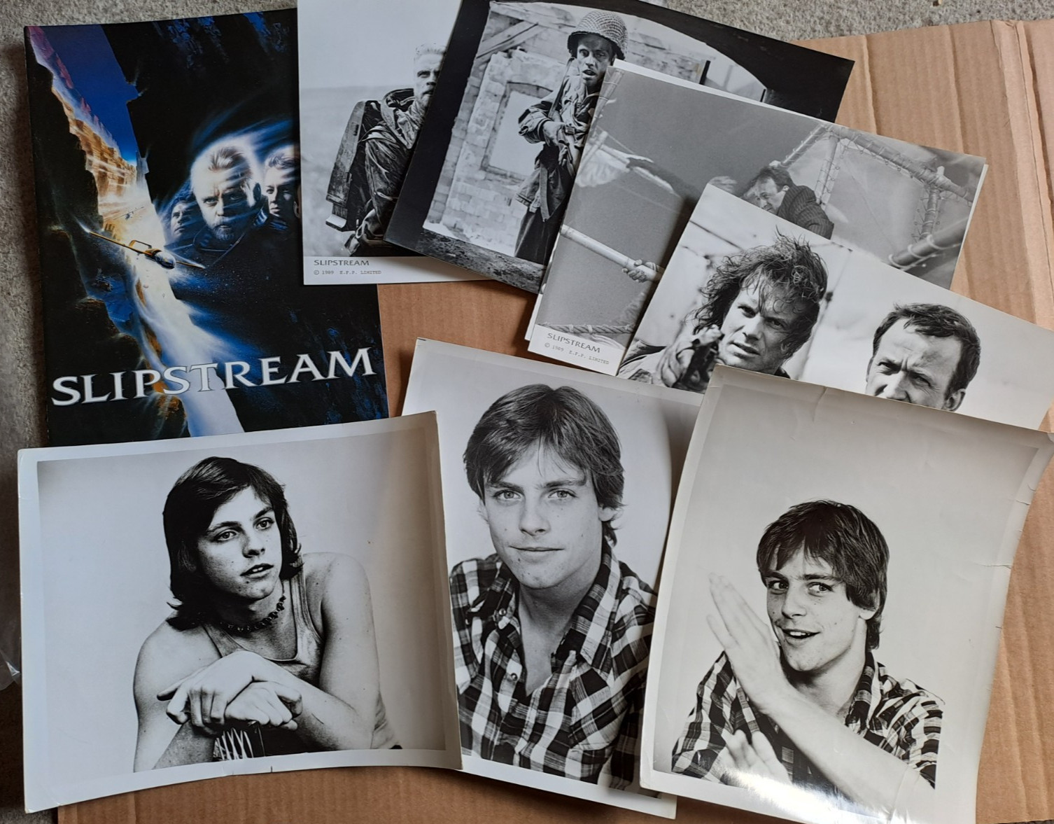 Lot of Mark Hamill SLIPSTREAM stills and brochure, plus other photo’s