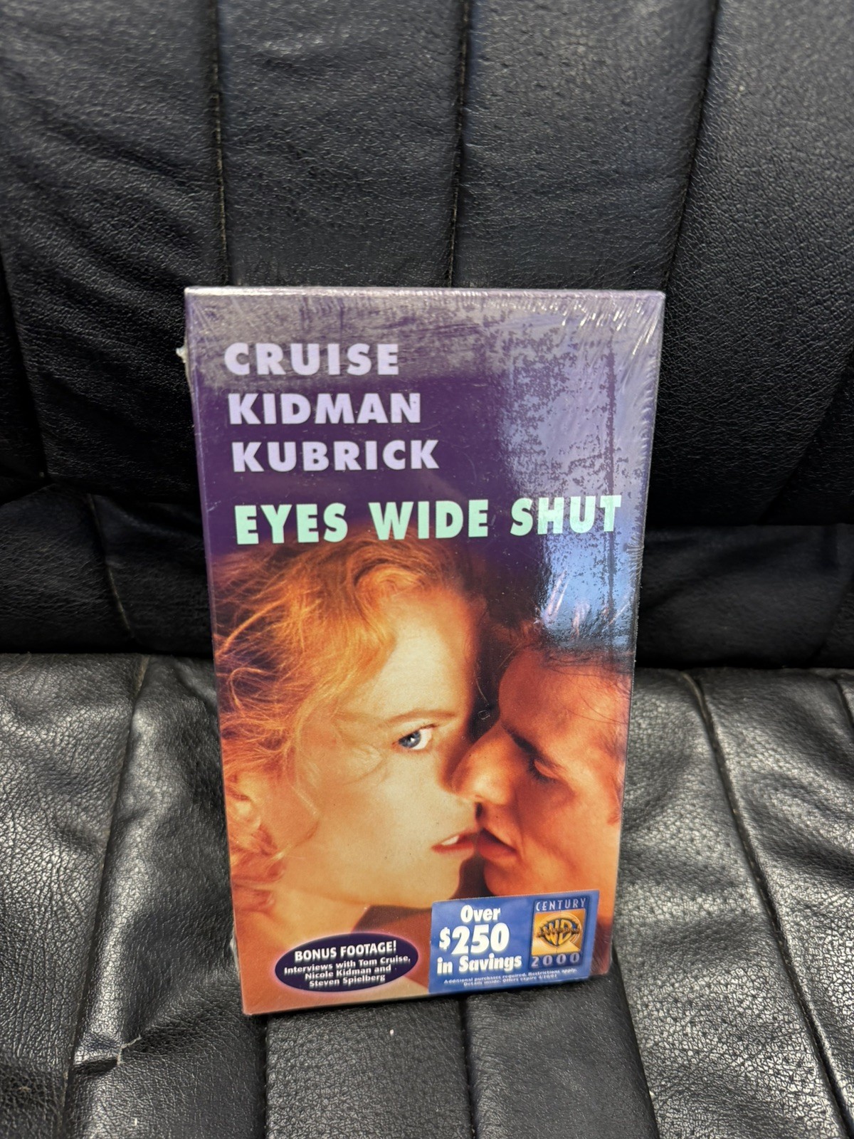 “EYES WIDE SHUT” 2000 VHS TAPE by Kubrick Cruise & Kidman WATERMARKS SEALED NEW!