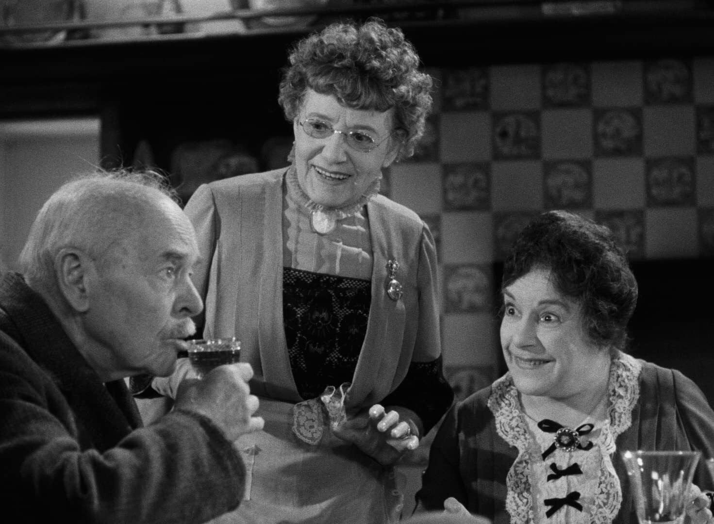 Arsenic And Old Lace (The Criterion Collection) [Blu-ray]