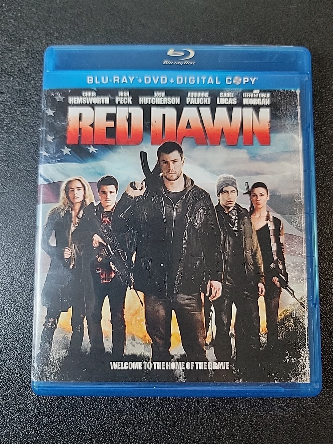Red Dawn (Blu-ray, 2012)
