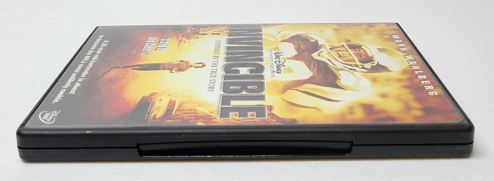 Walt Disney Pictures Presents Invincible (DVD, Widescreen, 2006) Mark Wahlberg